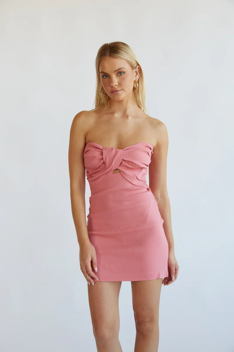Kynlee Strapless Twist Front Bodycon Mini Dress