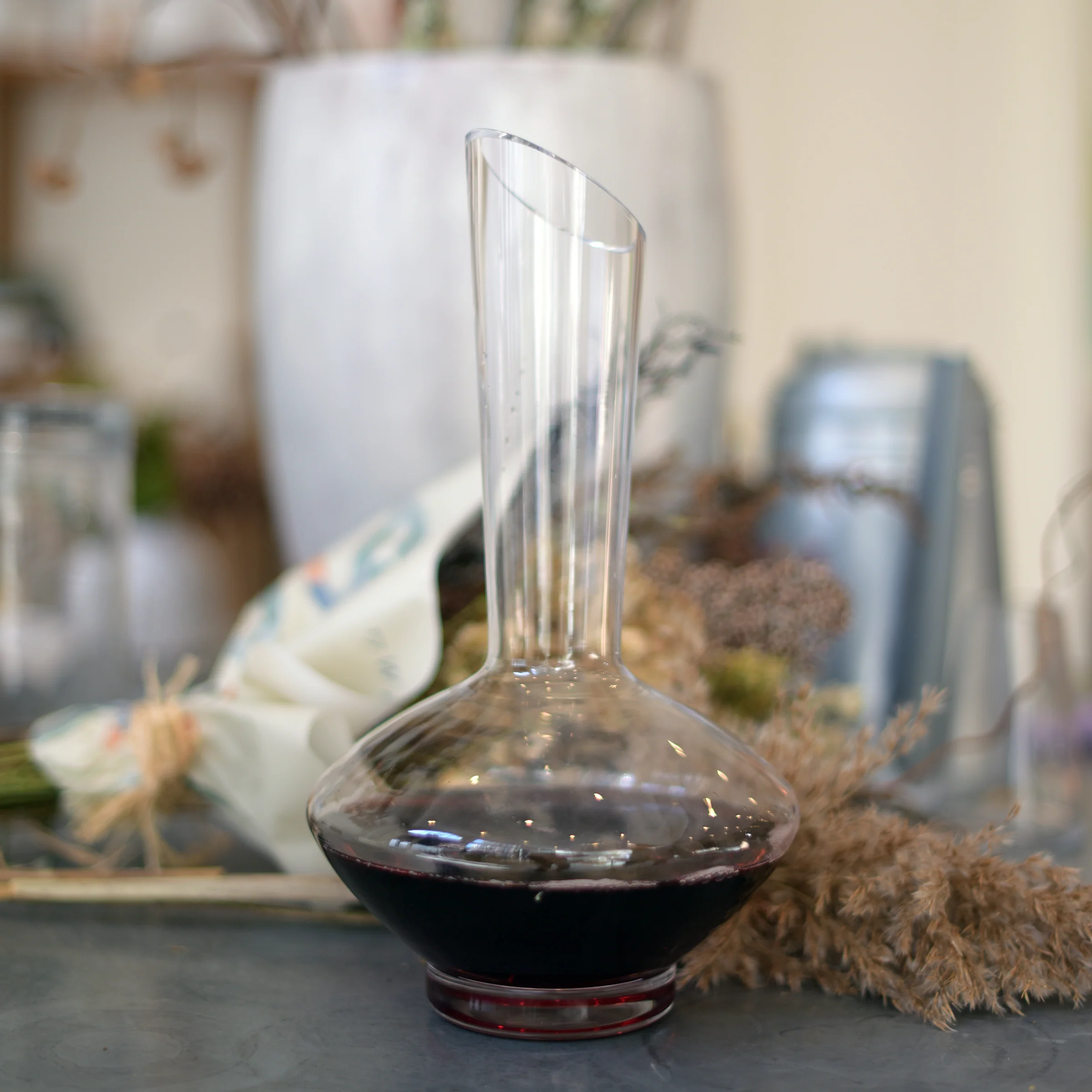 Vinea 25.25 oz White Wine Decanter (1 Piece)