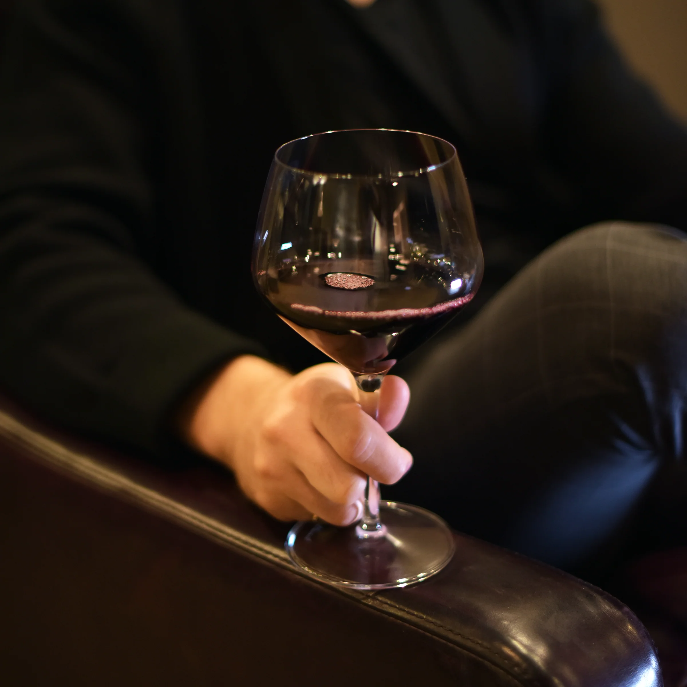 Italian Premium Burgunder Red Wine Glasses | 17oz | Michelangelo Masterpiece | Set of 4