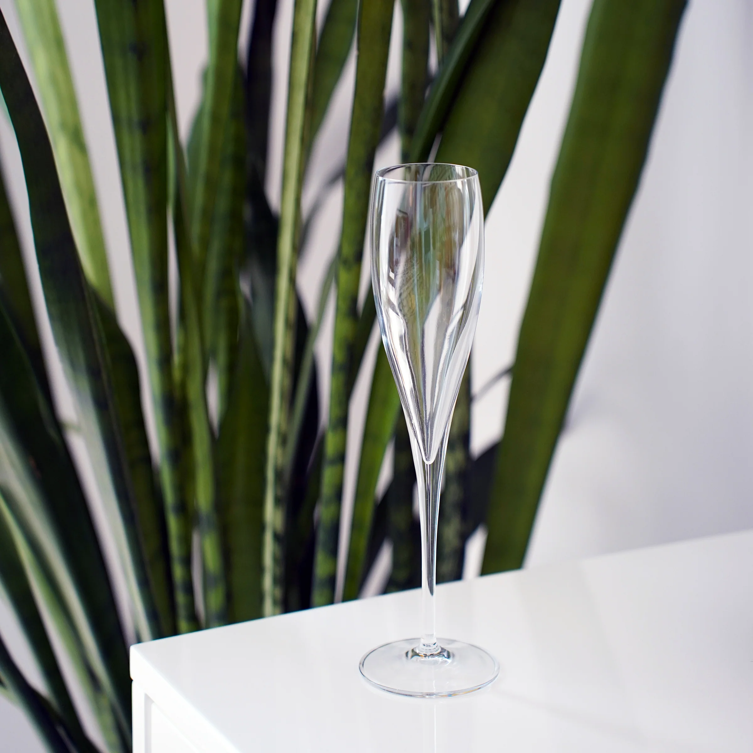 Vinoteque 6 oz Perlage Sparkling Wine Flute (Set Of 6)