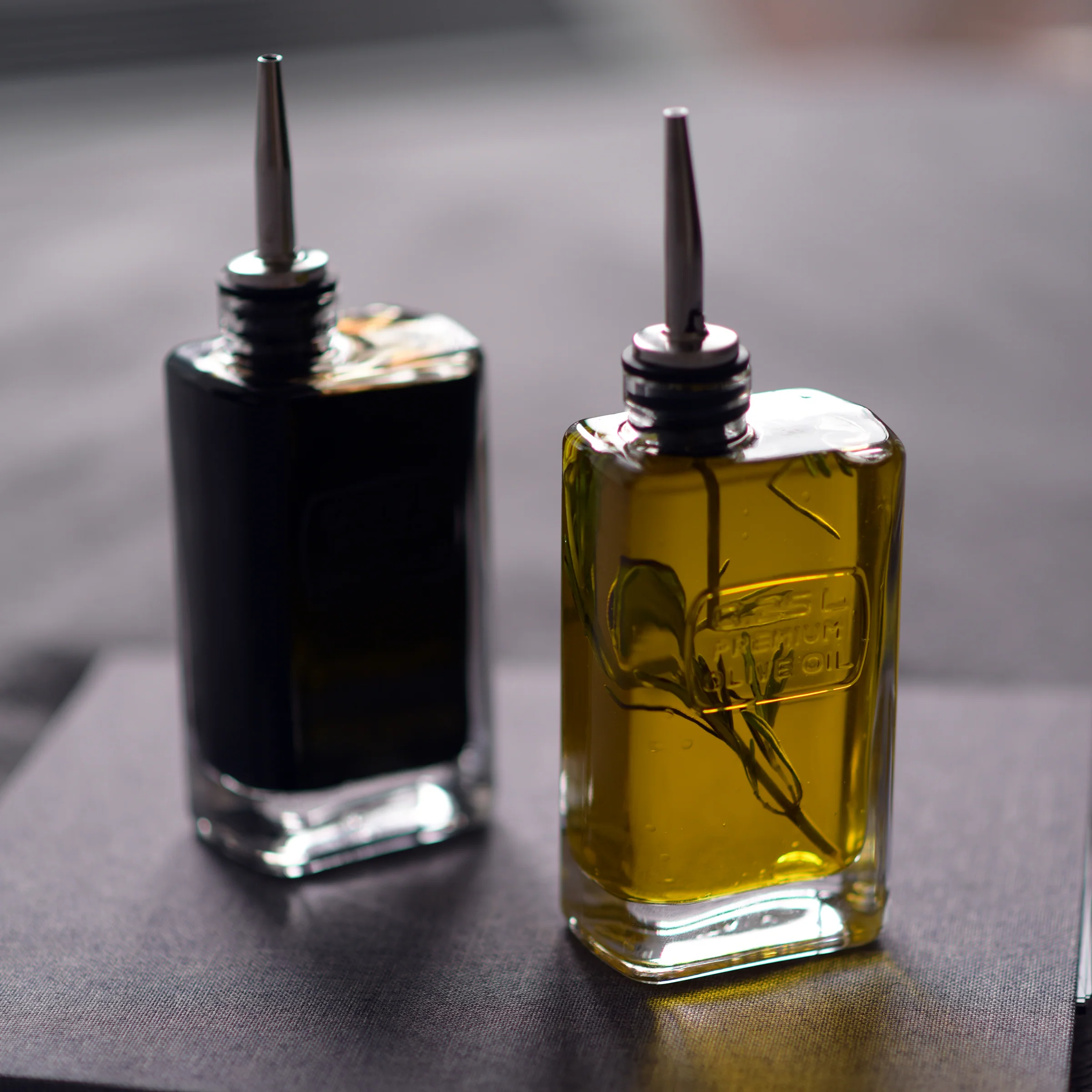 Optima 8.5 oz Vinegar Bottle with Silicone / Stainless Steel Pourer (1 Piece)