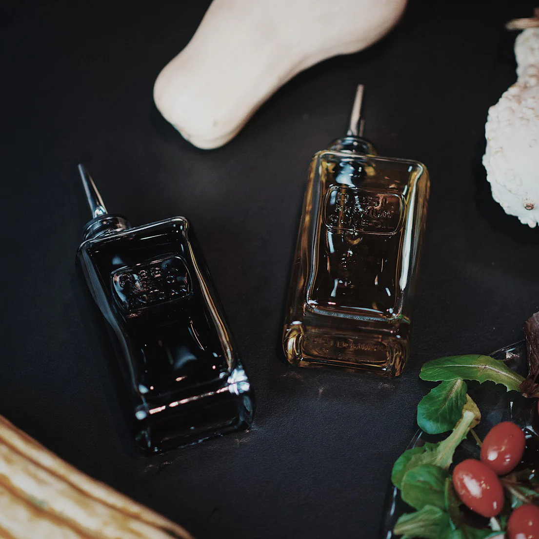 Optima 8.5 oz Vinegar Bottle with Silicone / Stainless Steel Pourer (1 Piece)