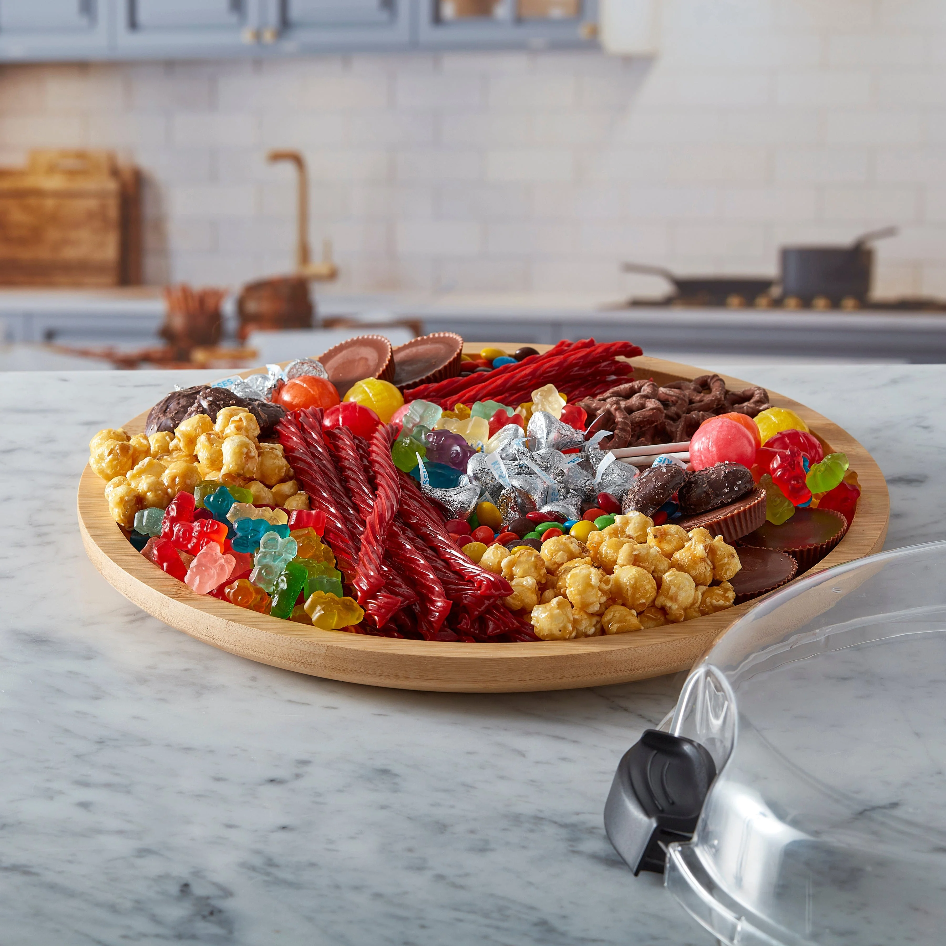 Farberware Build-A-Board ™ Cutting Board with Clear Locking Lid, 14 IN Round