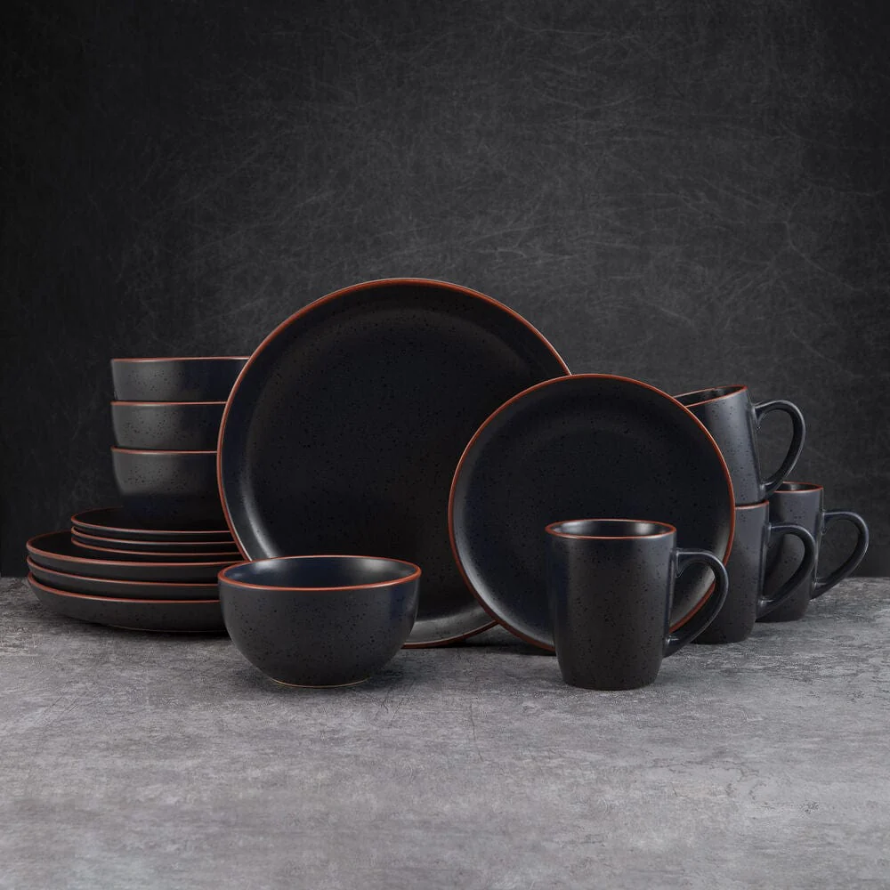 Hunter Black 16 Piece Dinnerware Set, Service for 4