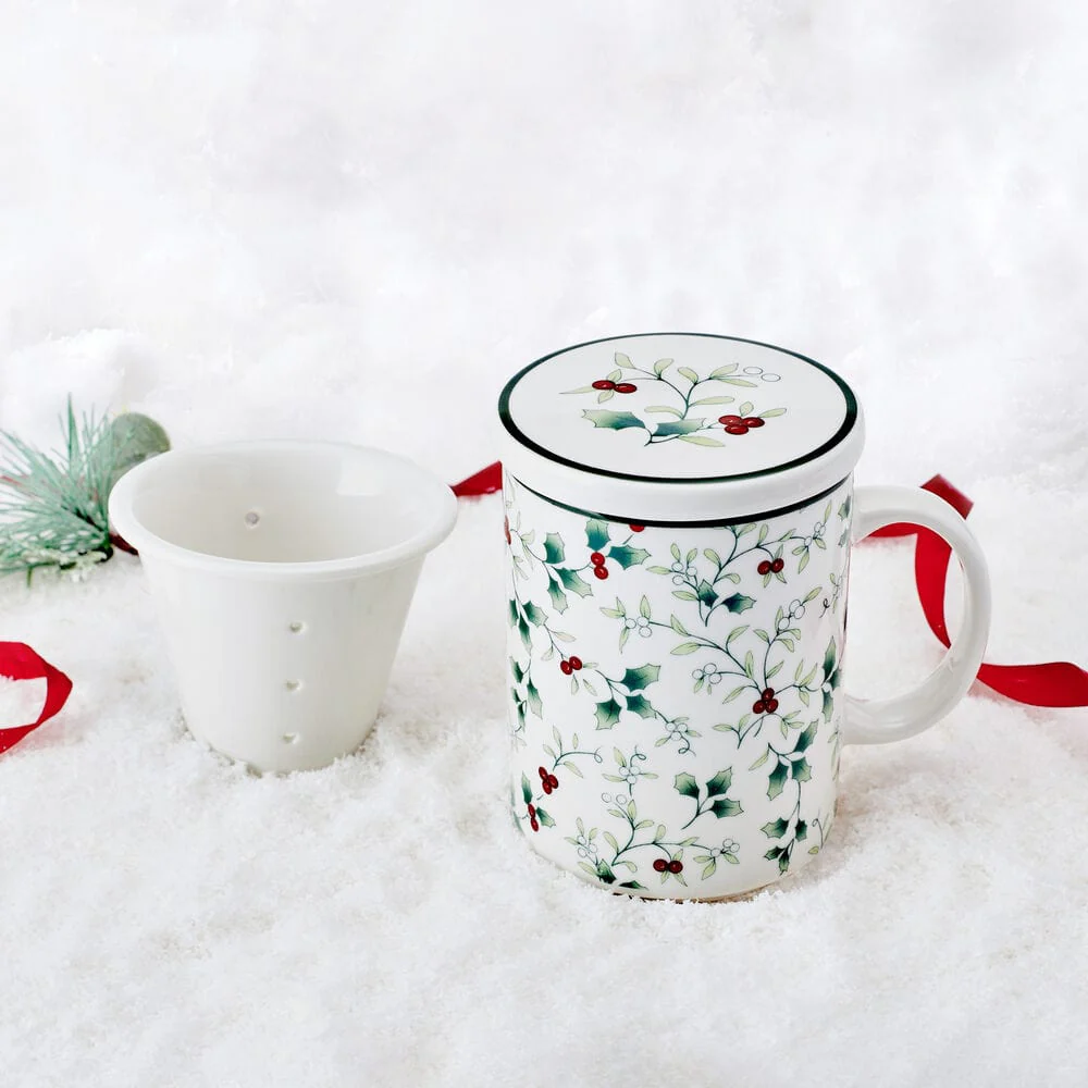 Winterberry® Covered Mug with Tea Infuser