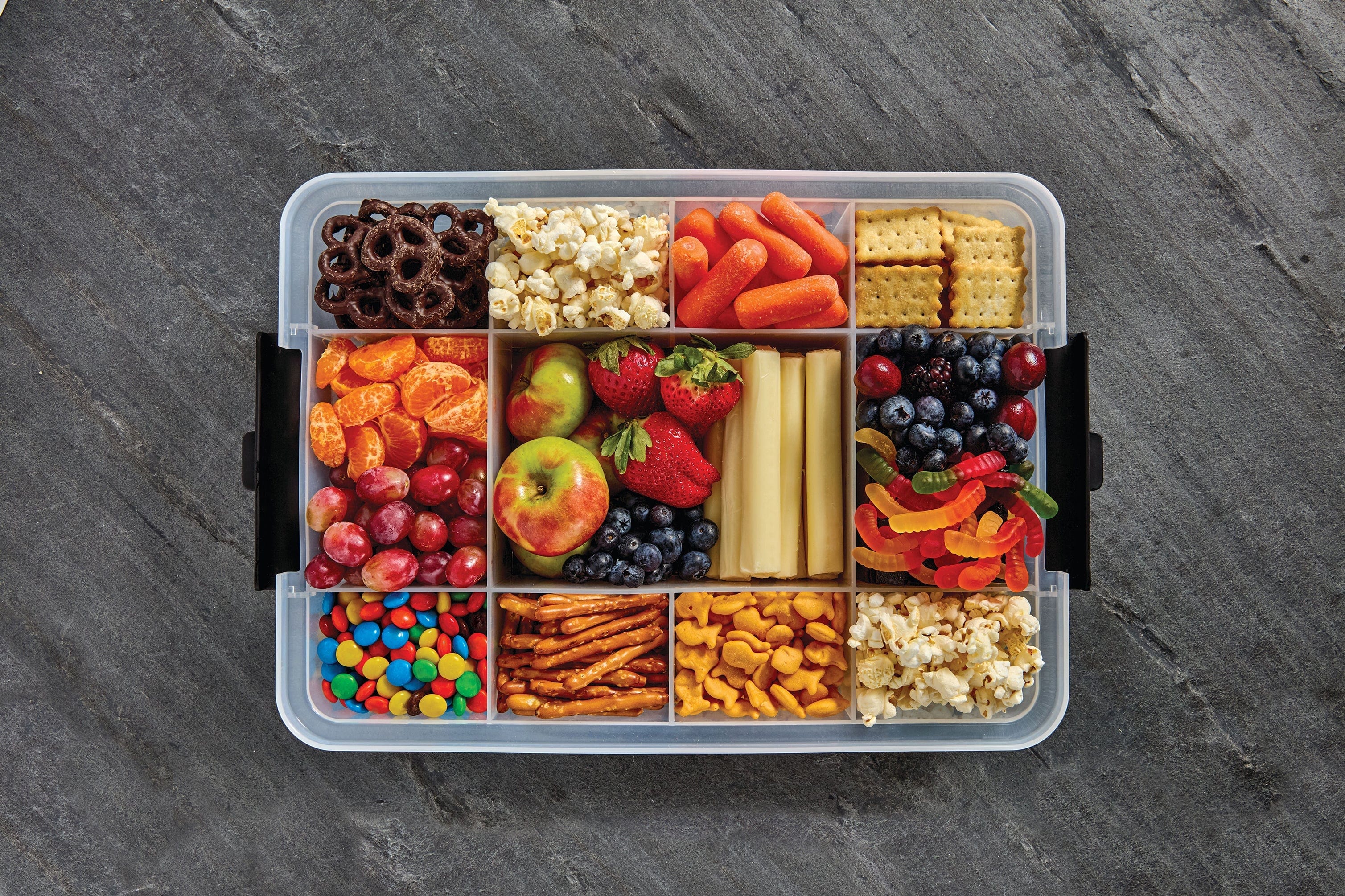 Farberware Build-A-Board ™ Snacklebox with Locking Plastic Cutting Board Lid
