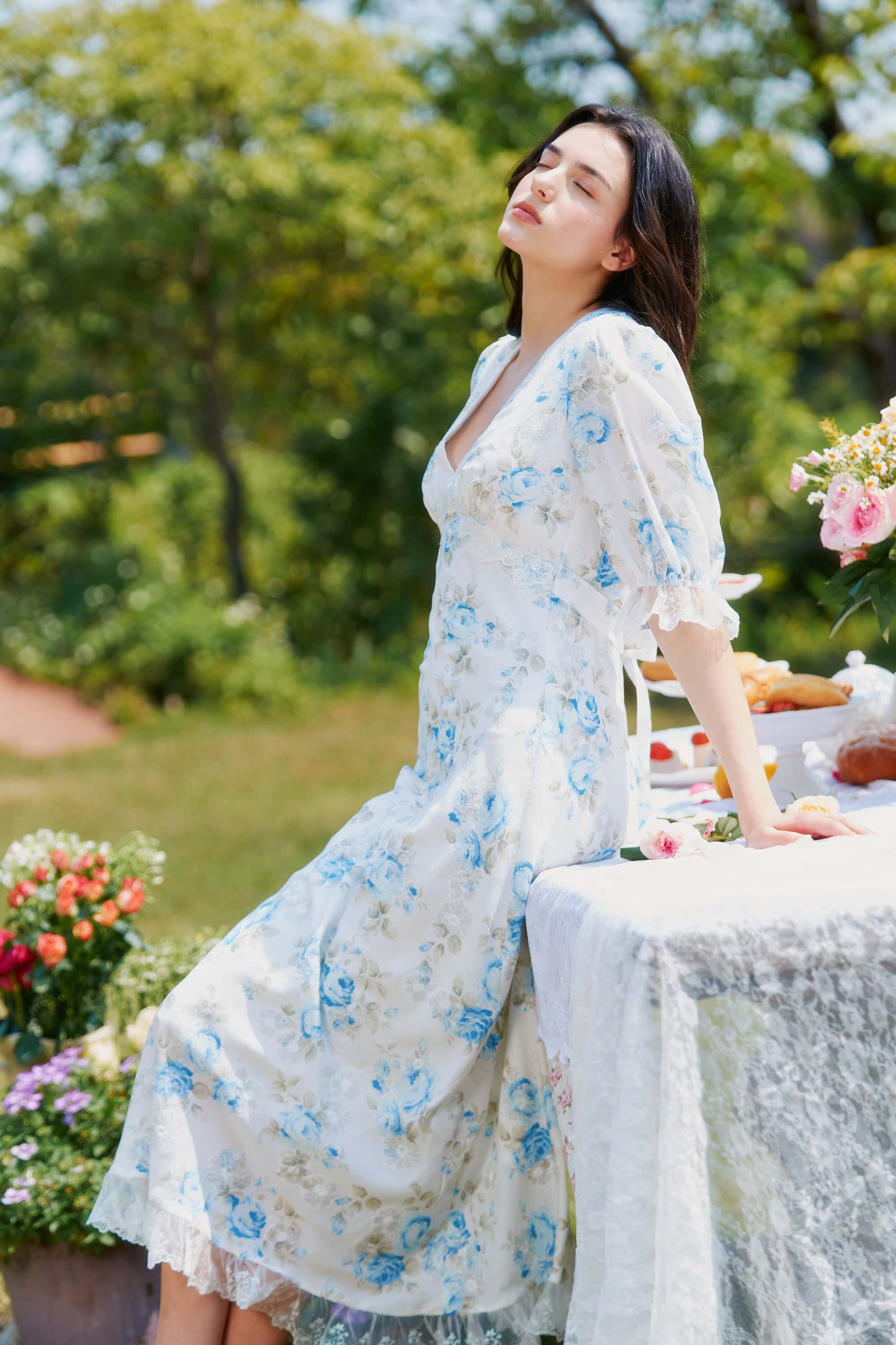 Divia Lace Floral Midi Dress in Blue