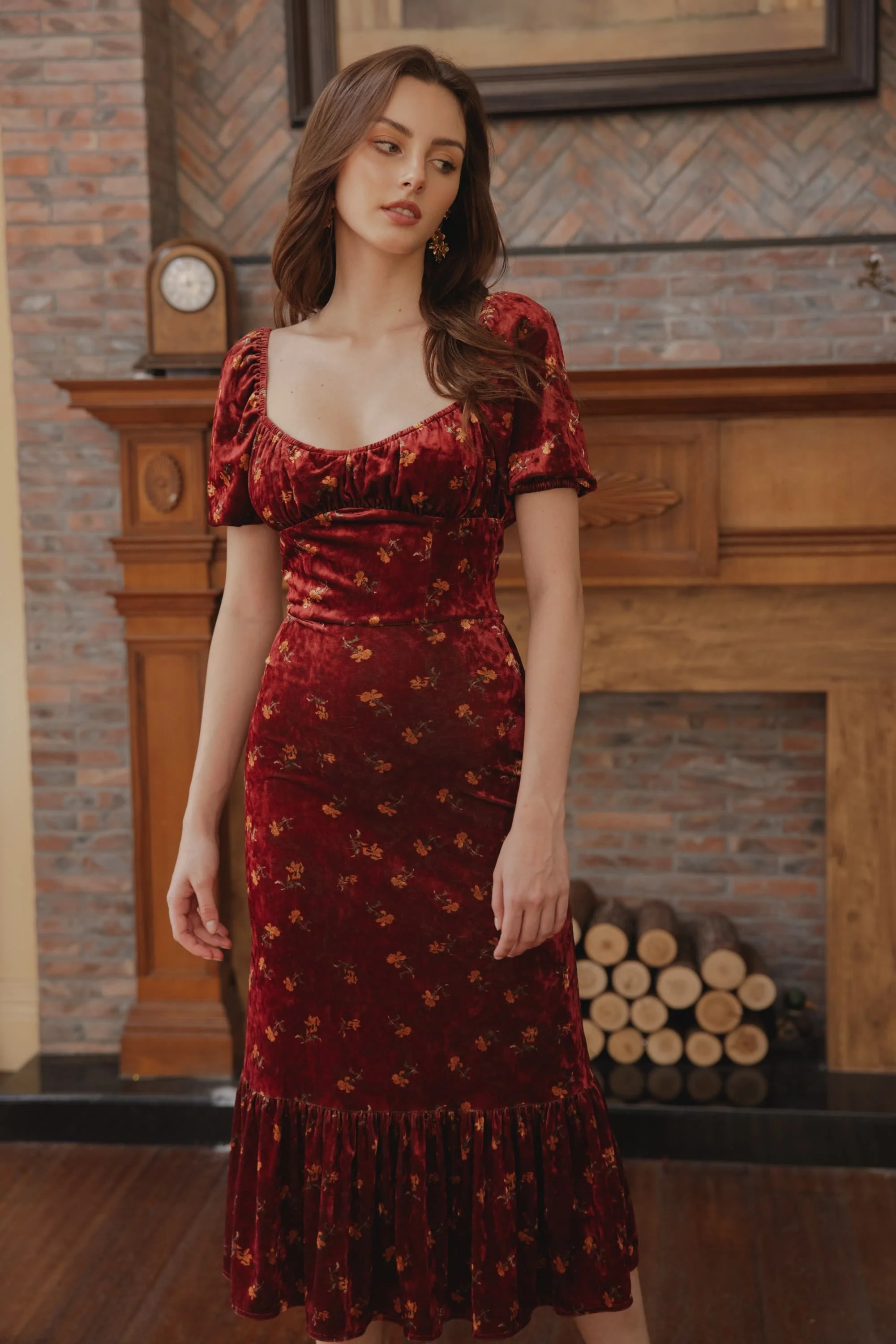 Brielle Squared Neckline Velvet Midi Dress in Red