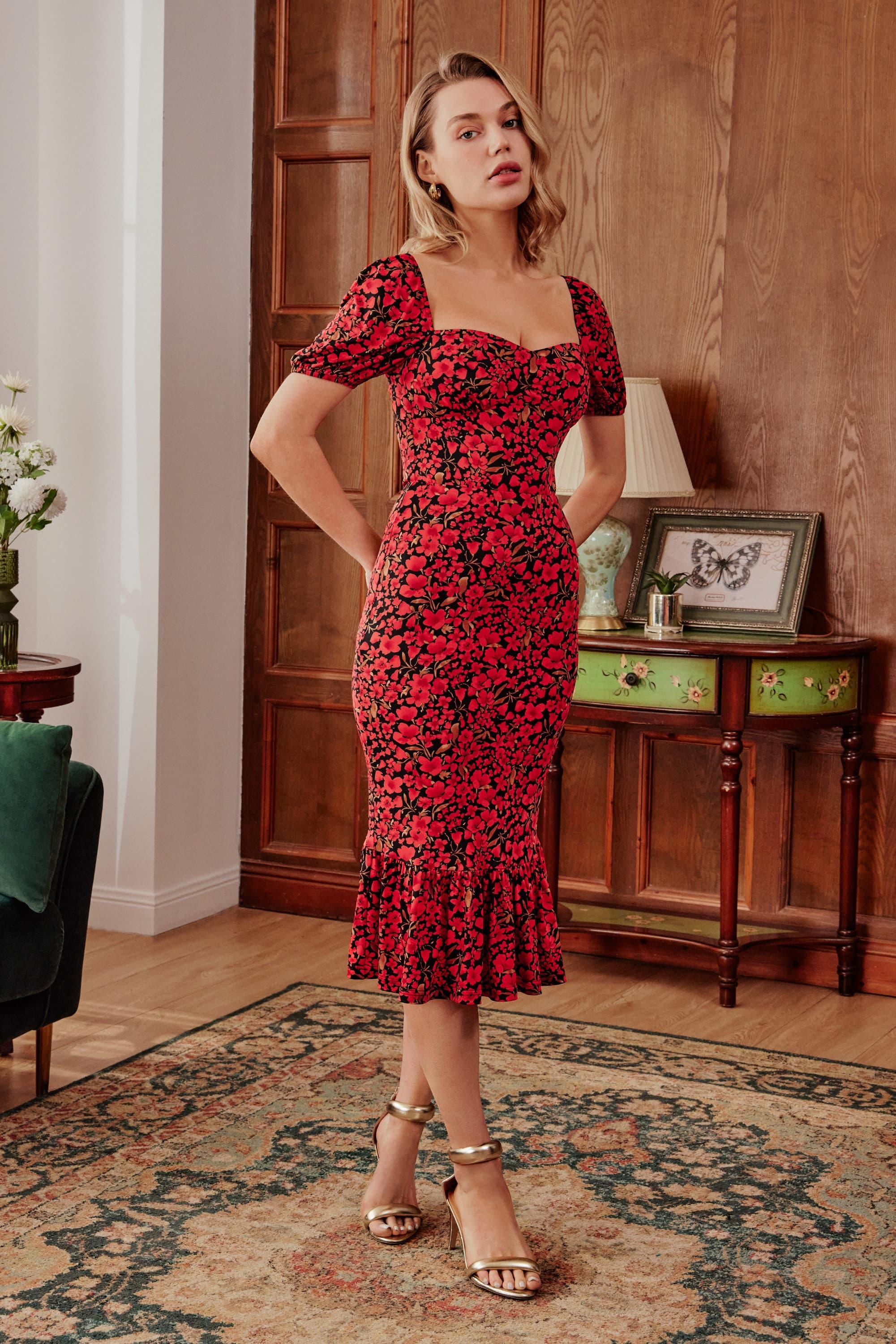 Carmen Puff Sleeves Stretch Midi Dress in Red