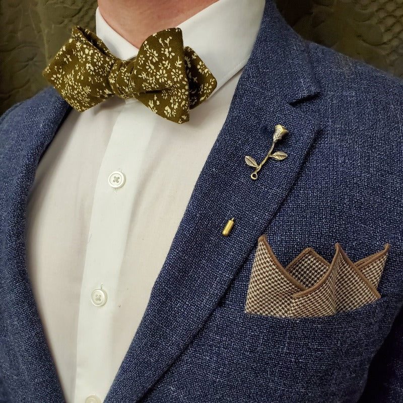 Lapel Pin - Bronze Rose