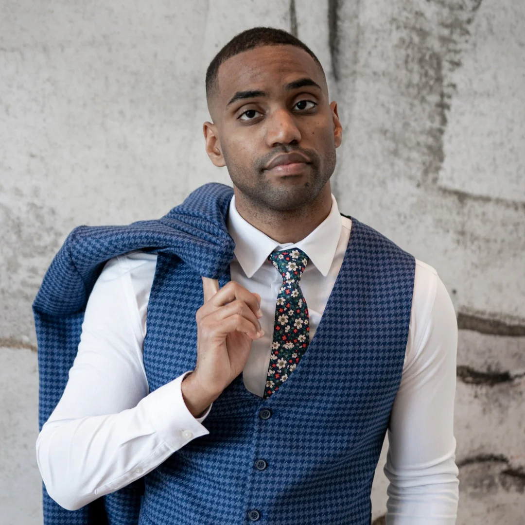 Floral Oxford Blooms Tie