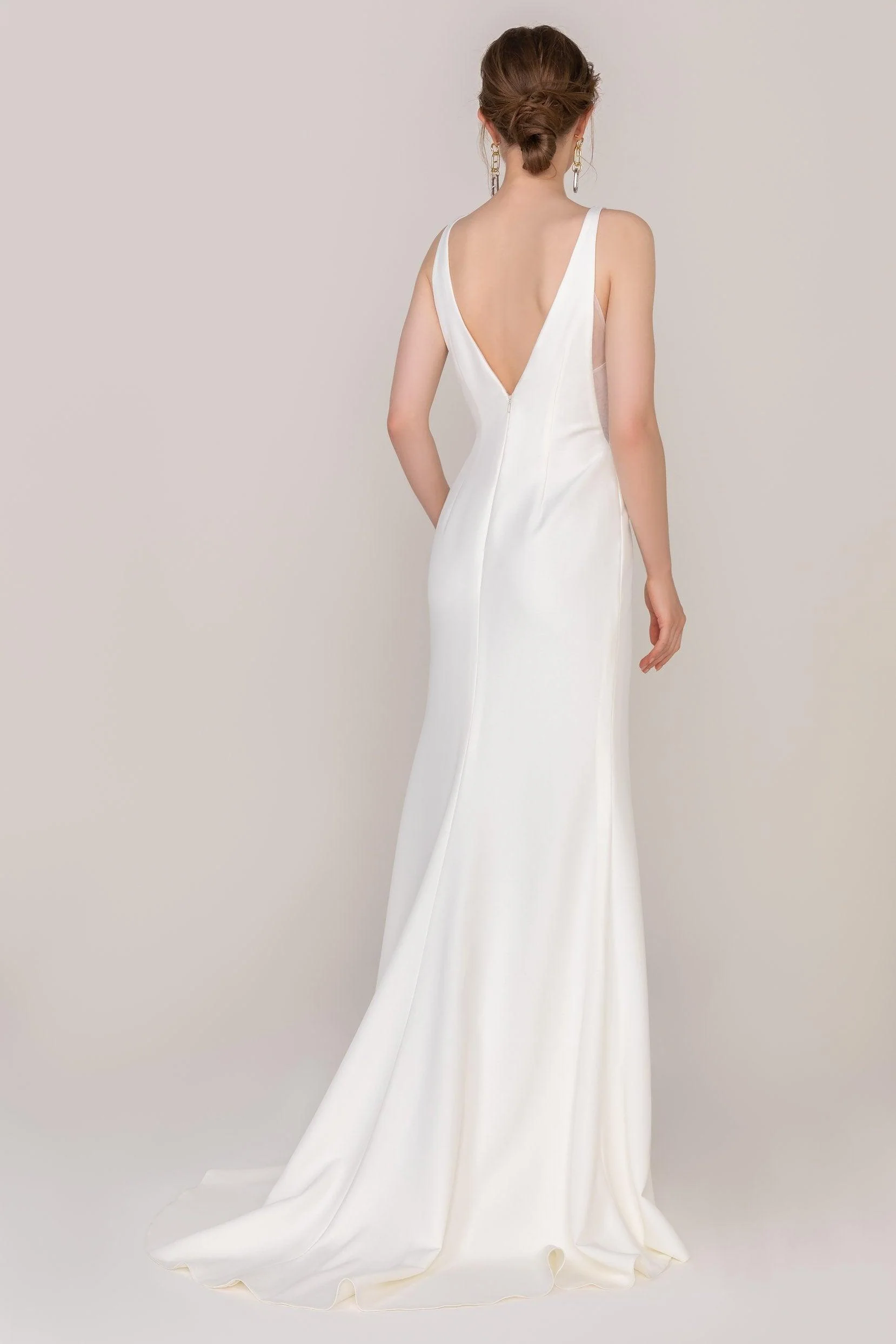 Sheath Sweep-Brush Train Elastic Cloth Wedding Dress CW2426