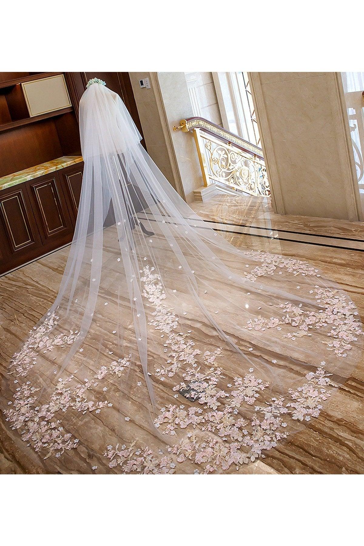 Two-tier Lace Edge Tulle Lace Cathedral Veils with Appliques CV0354