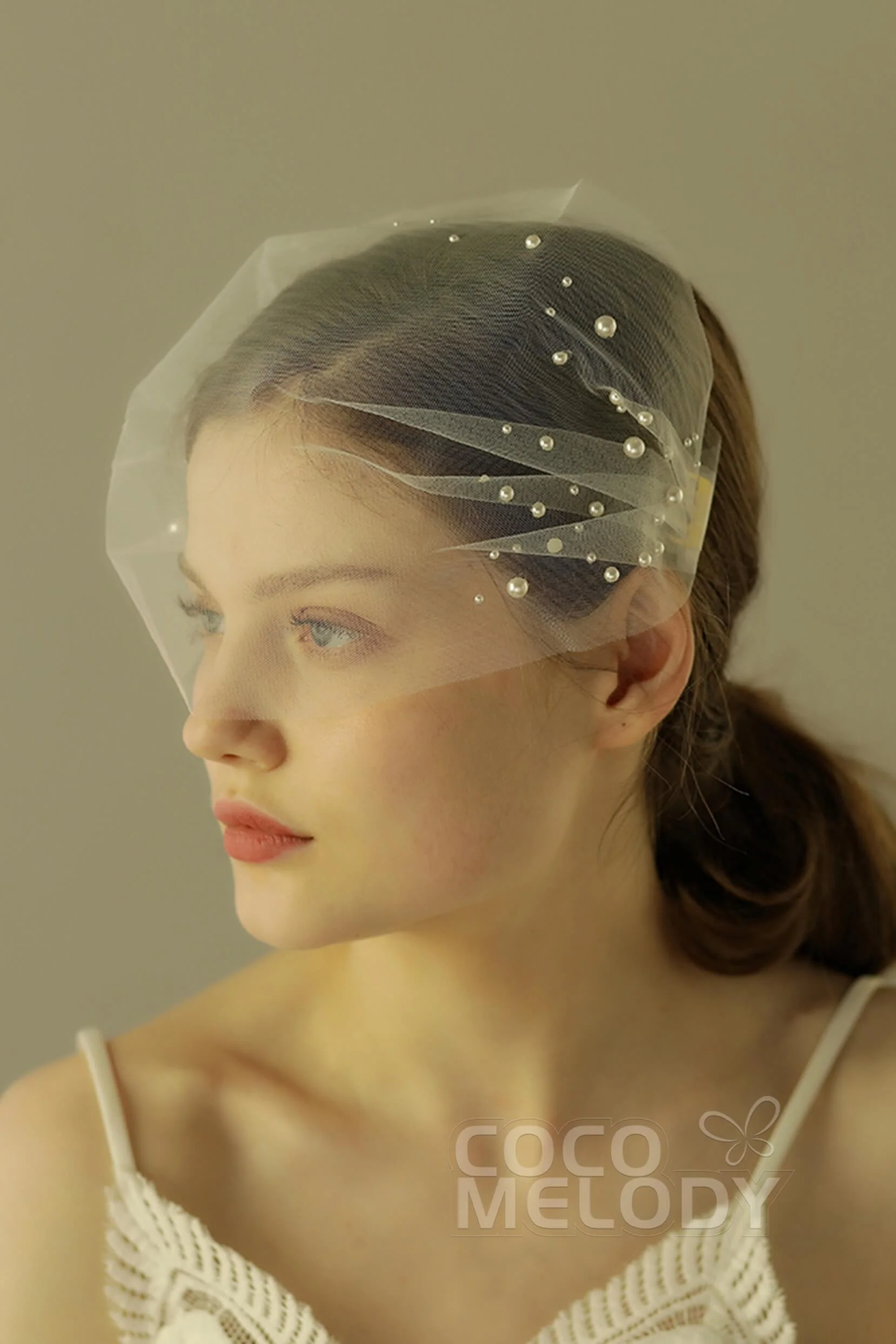 One-tier Cut Edge Tulle Blusher Veils with Beading CV0240