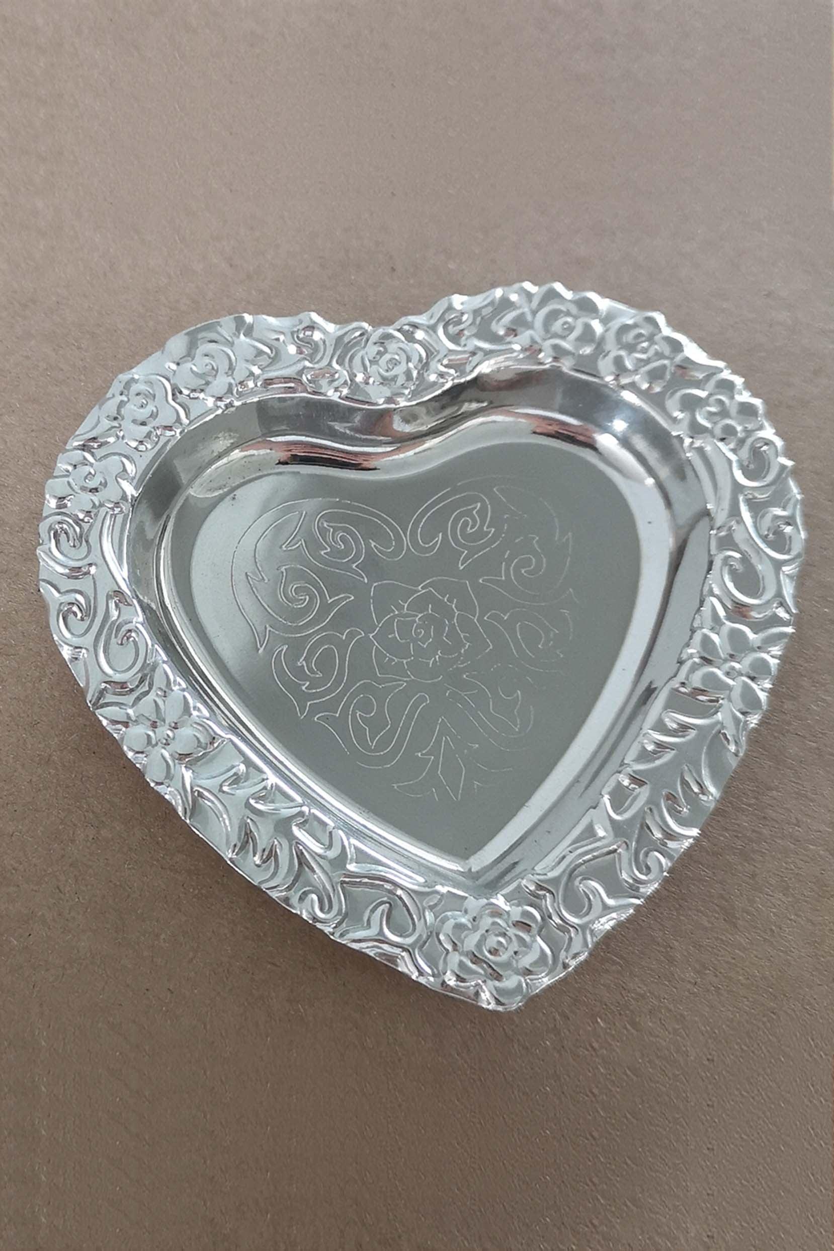 Decorative Heart Shaped Favor Dish 3.4in CGF0096 (Set of 6 pcs)