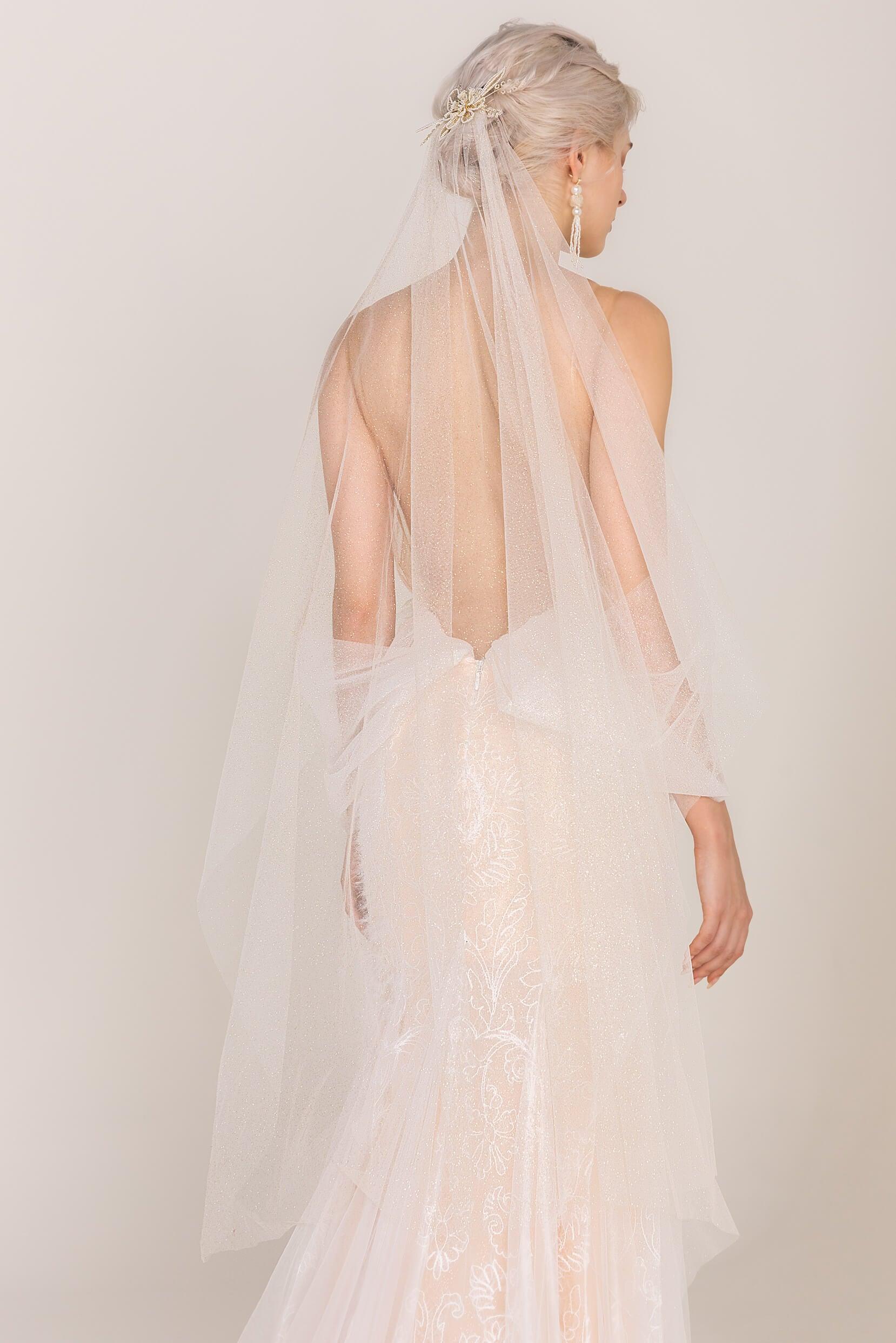 One-tier Cut Edge Tulle Fingertip Veils with Beading CV0255