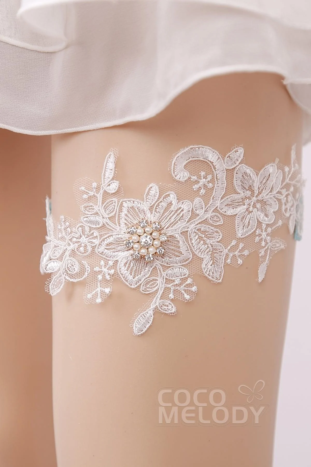 Lace Wedding Garter with Diamond and Pearls WD17013