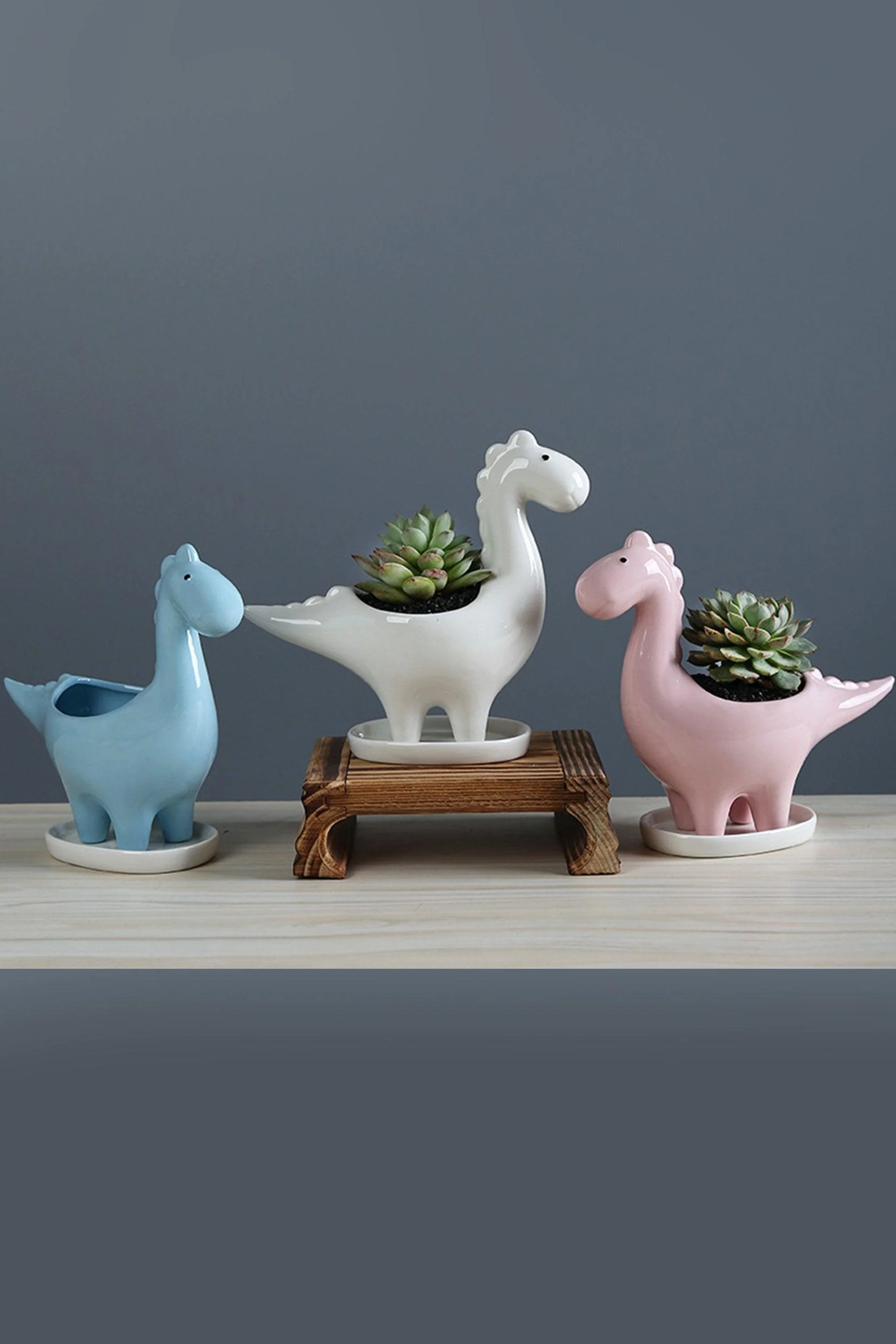 Dinosaur Planters CGF0198 (Set of 1 pcs)