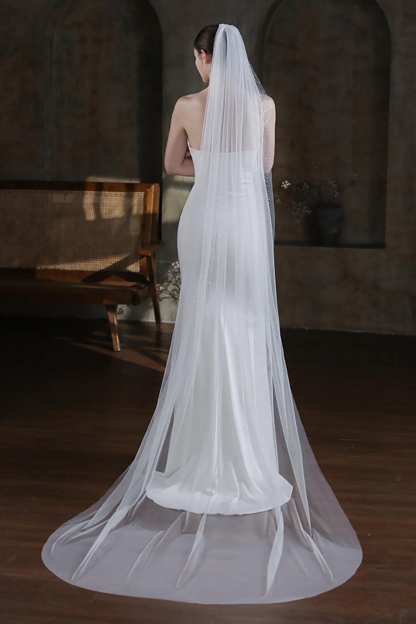 One-tier Cut Edge Tulle Chapel Veils with Sequin CV0321