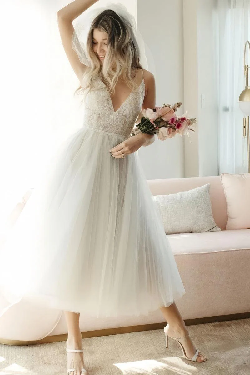 Boho Lace Tea-Length Backless Dress for Reception CW3396