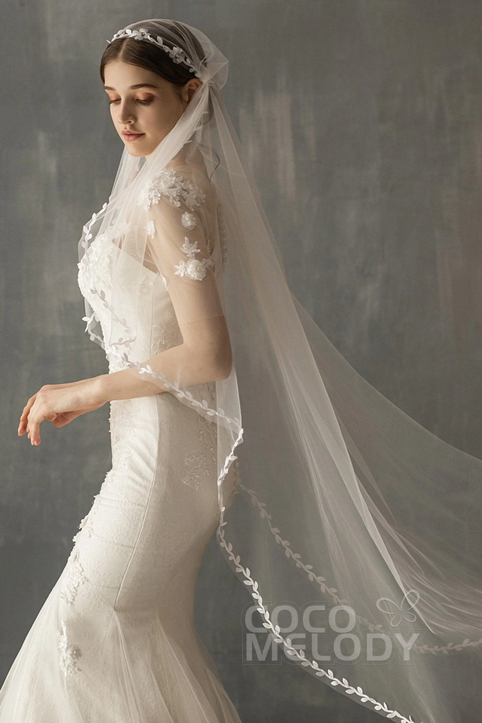 One-tier Lace Edge Voile Tea Veils with Appliques CV0222