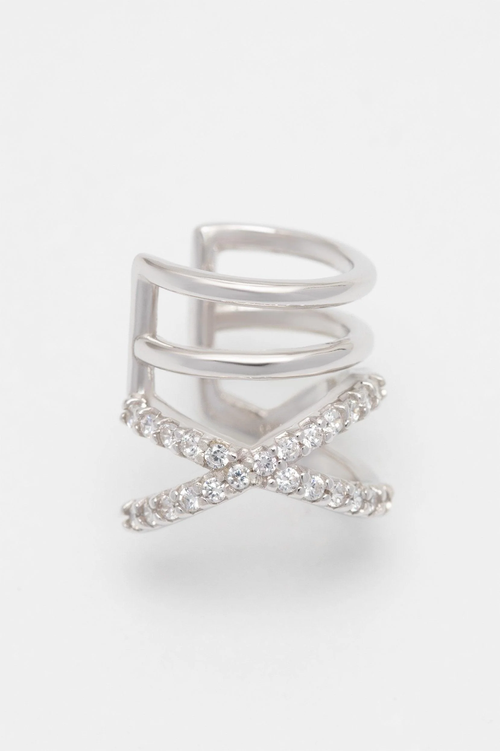 Rhodium plated Ear Cuff with Crystals CZ0242