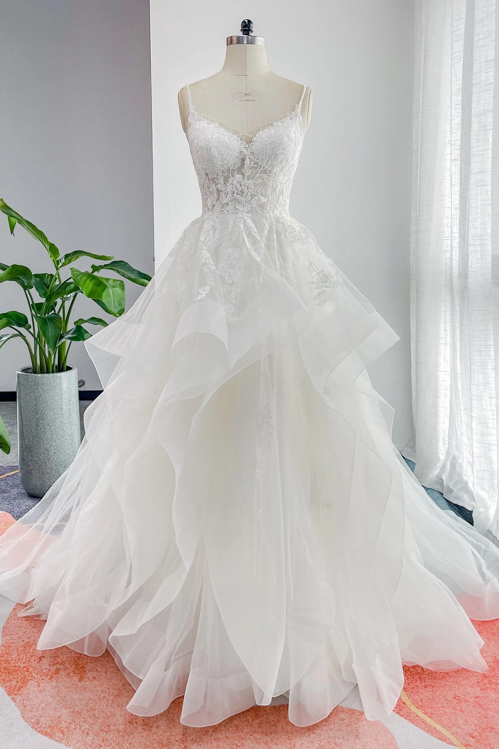 A-Line Court Train Lace Tulle Wedding Dress CW3154