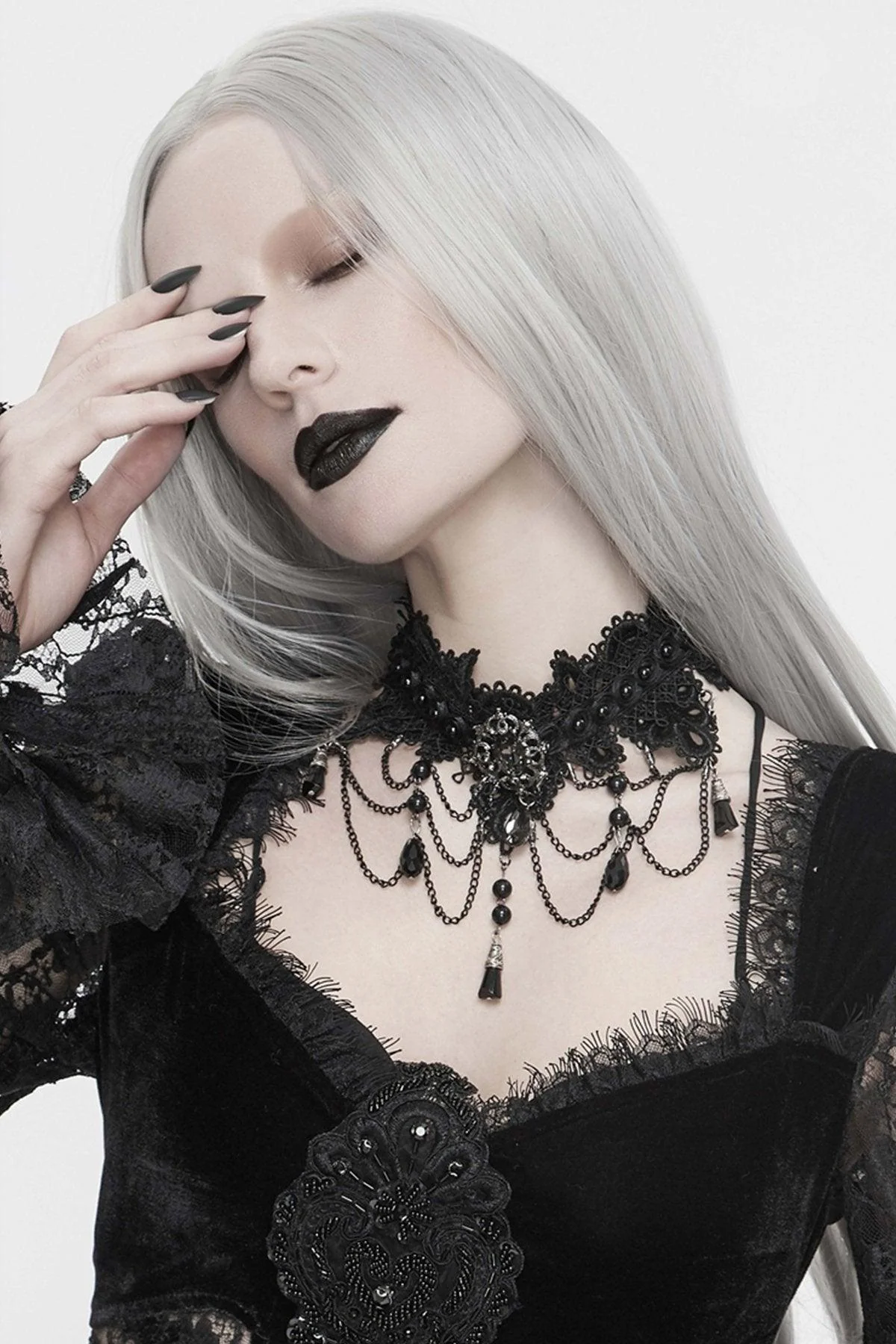 Lace and Alloy Necklaces with Crystals CX0058