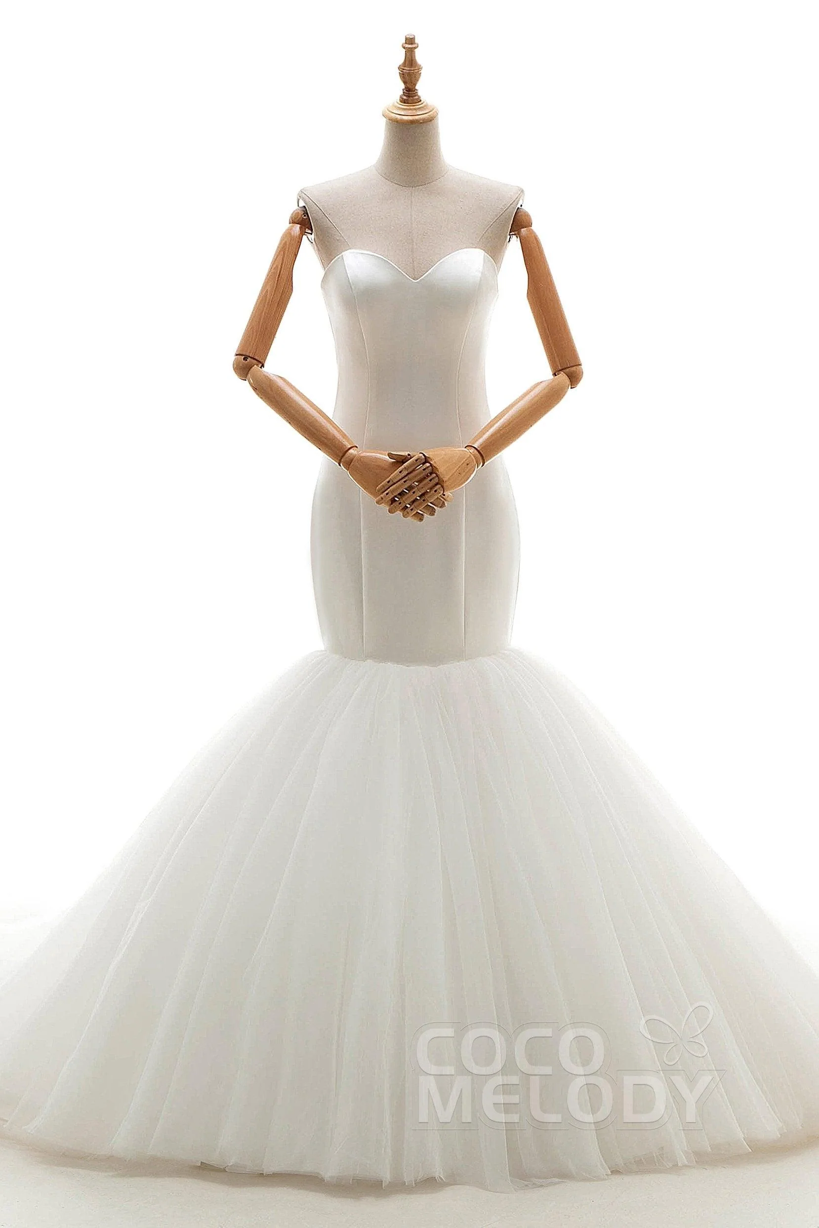 Trumpet-Mermaid Chapel Train Tulle Wedding Dress CWLT16008