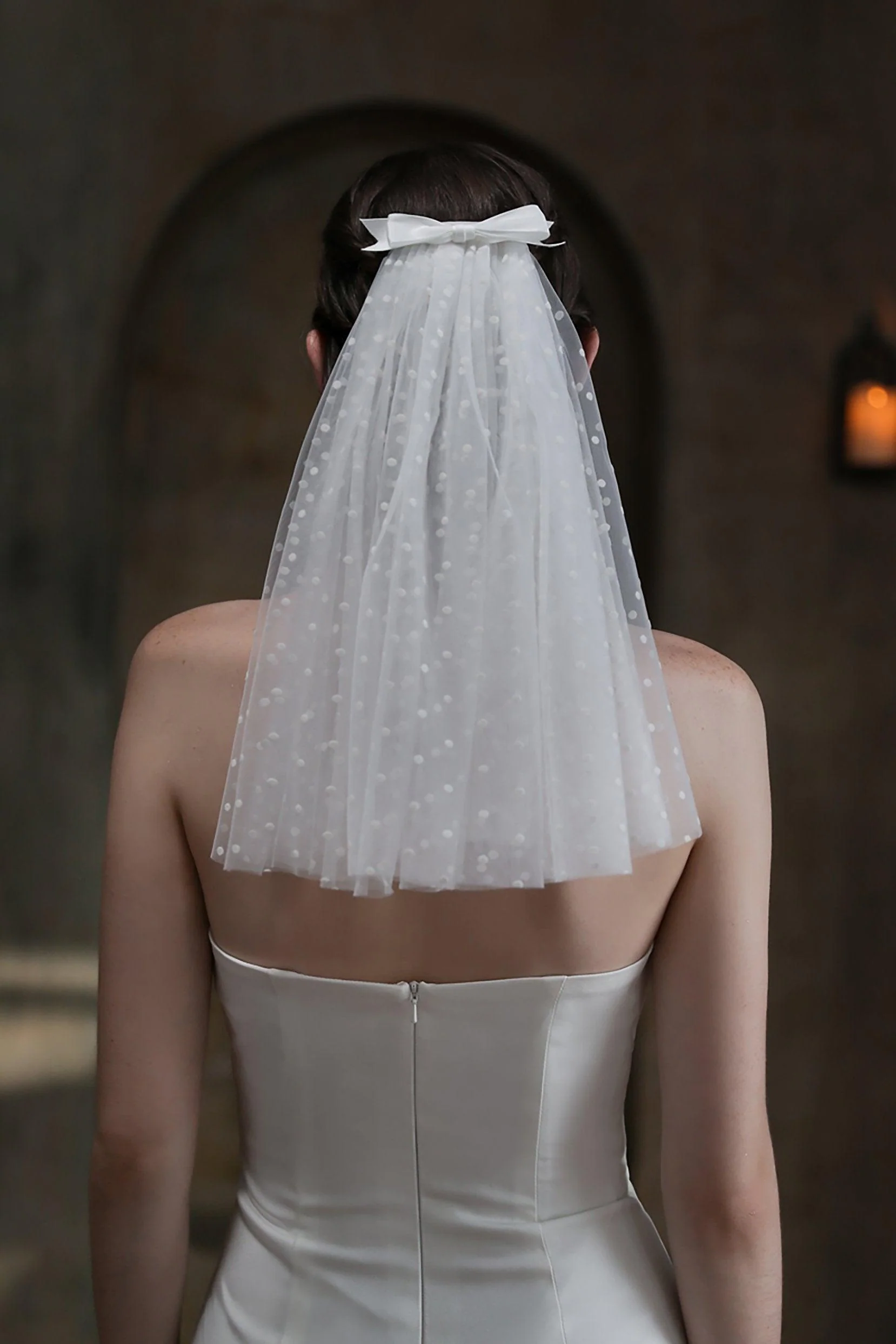 One-tier Cut Edge Tulle Shoulder Veils with Bow CV0304