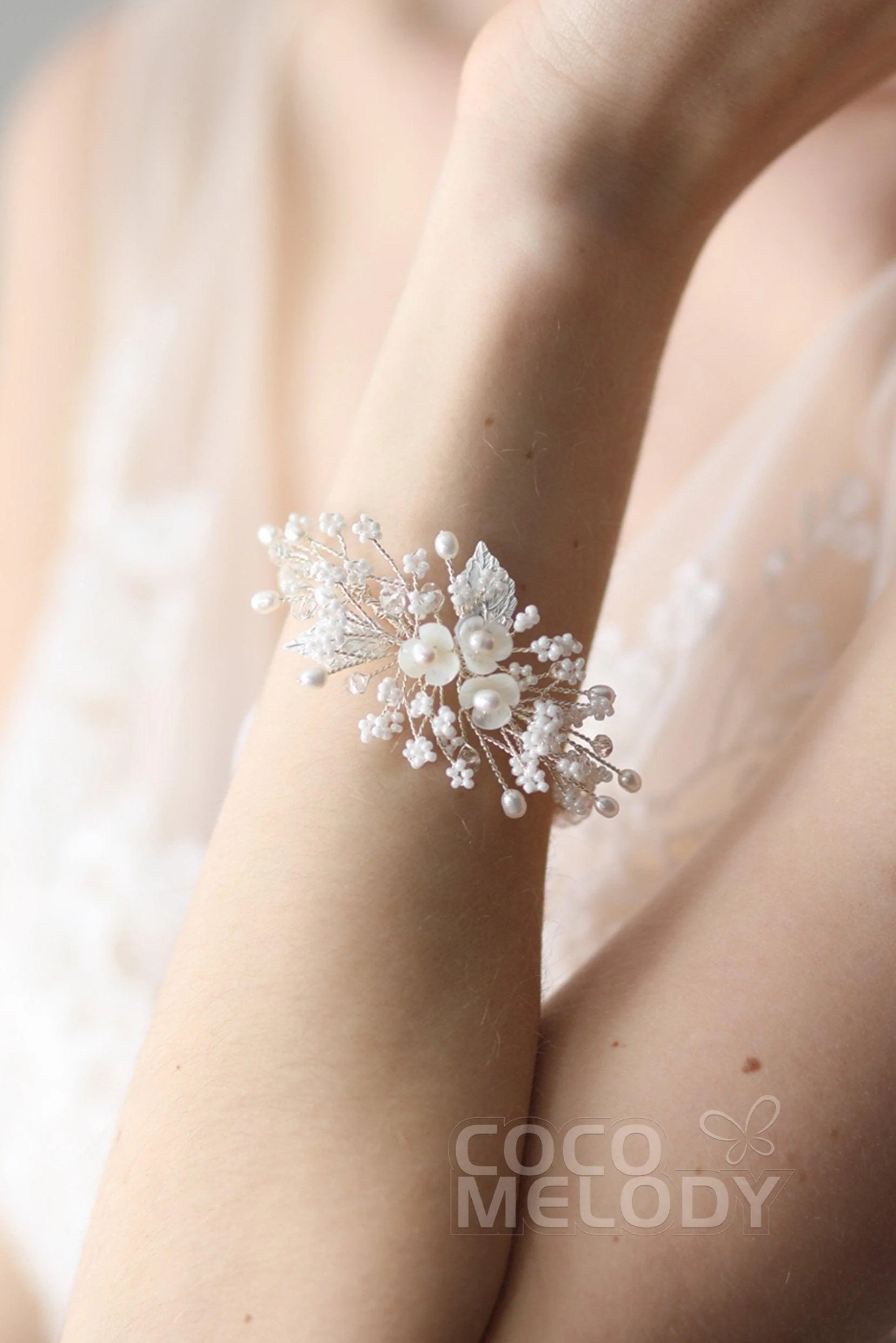 Alloy Wedding Bracelets with Pearl and Crystals CQ0034