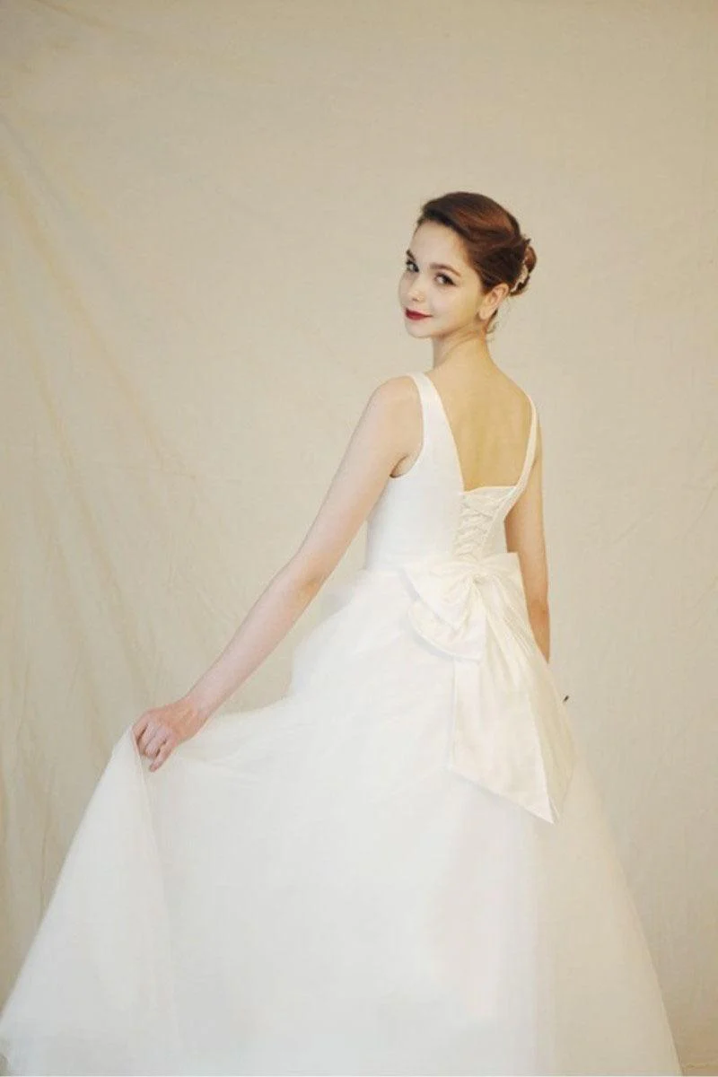 A-Line Floor Length Tulle Wedding Dress 676659628221