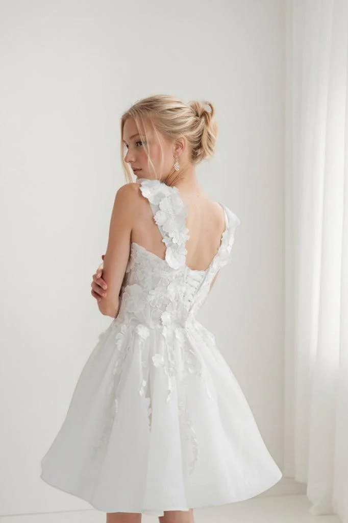 A-Line Short-Mini Flower Lace Organza Wedding Dress CW3409