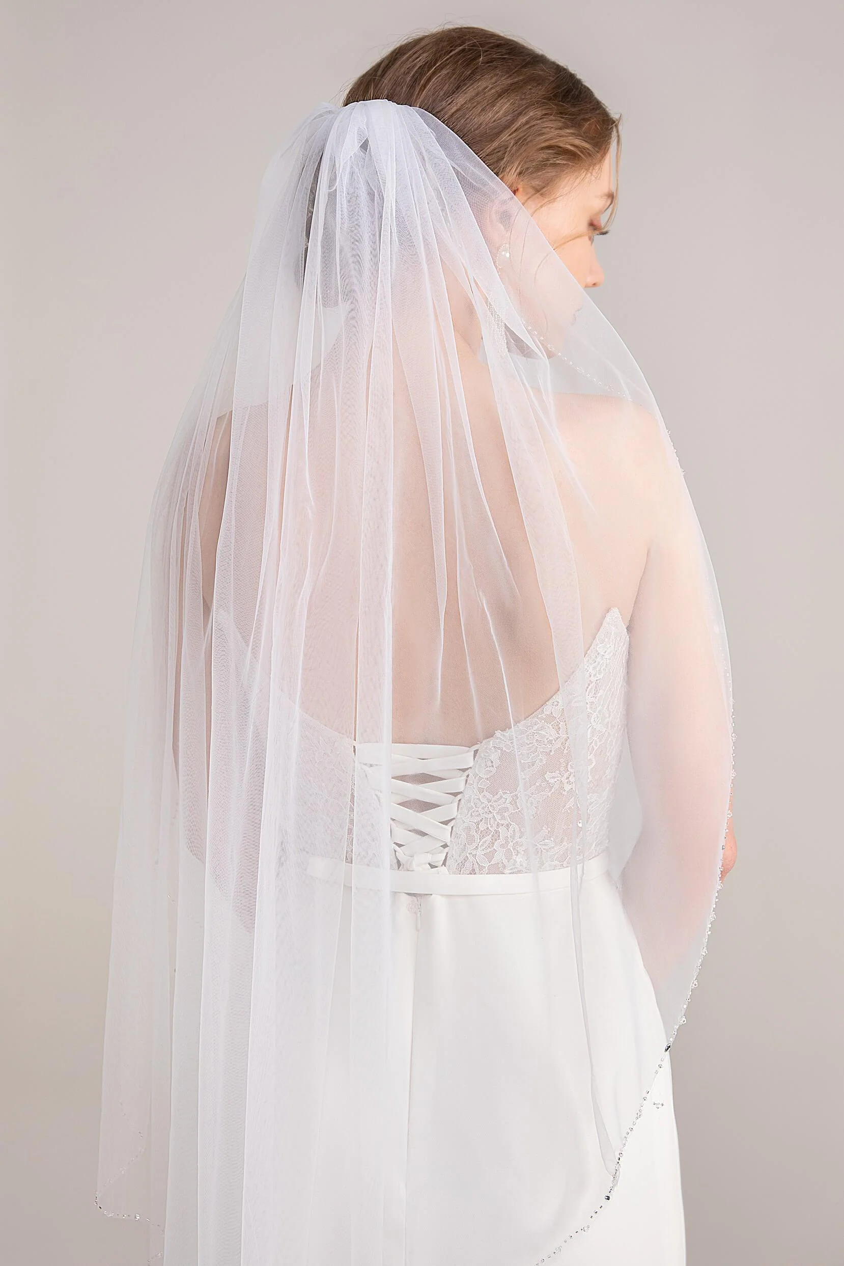 One-tier Beaded Edge Tulle Hip Veils with Beading CV0248