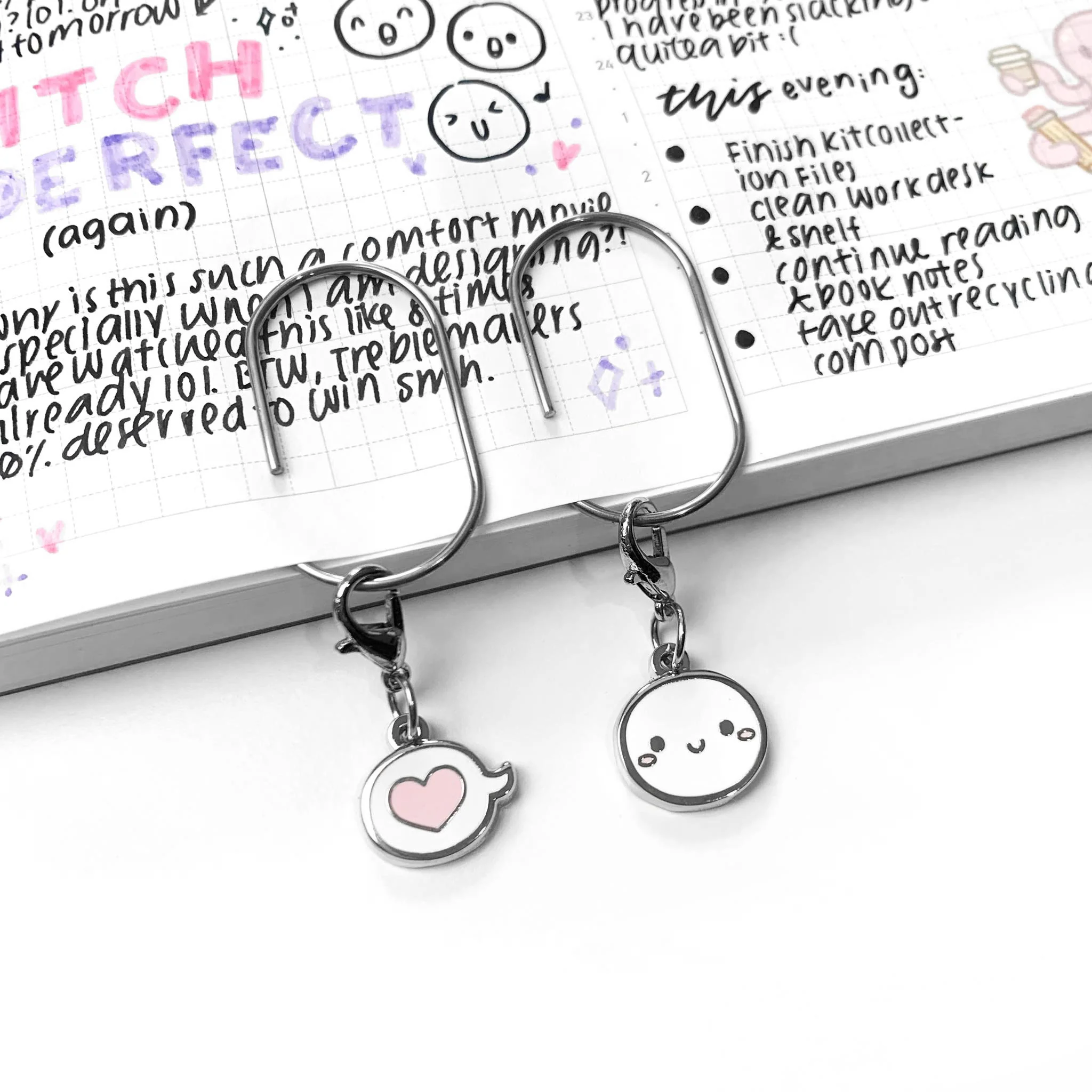Speech Bubble Charm - Wide Paperclip