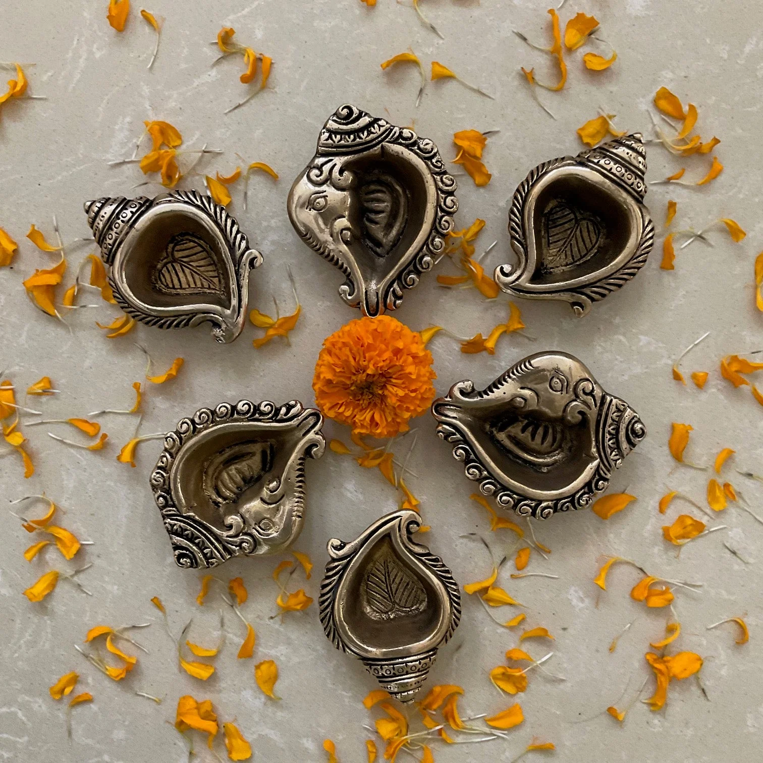Ganesha And Shank Small Diya  (Set of 6) - Handmade Brass lamp - Decorative