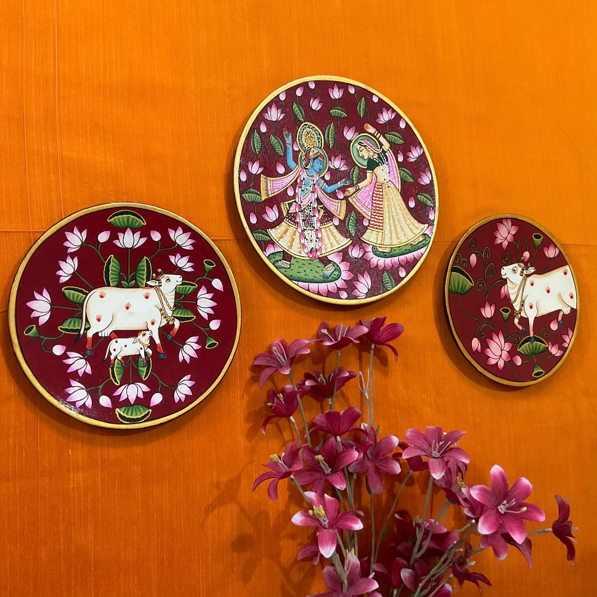 Radha Krishna Cow Pichwai Wall Hanging - Decorative Round Plate