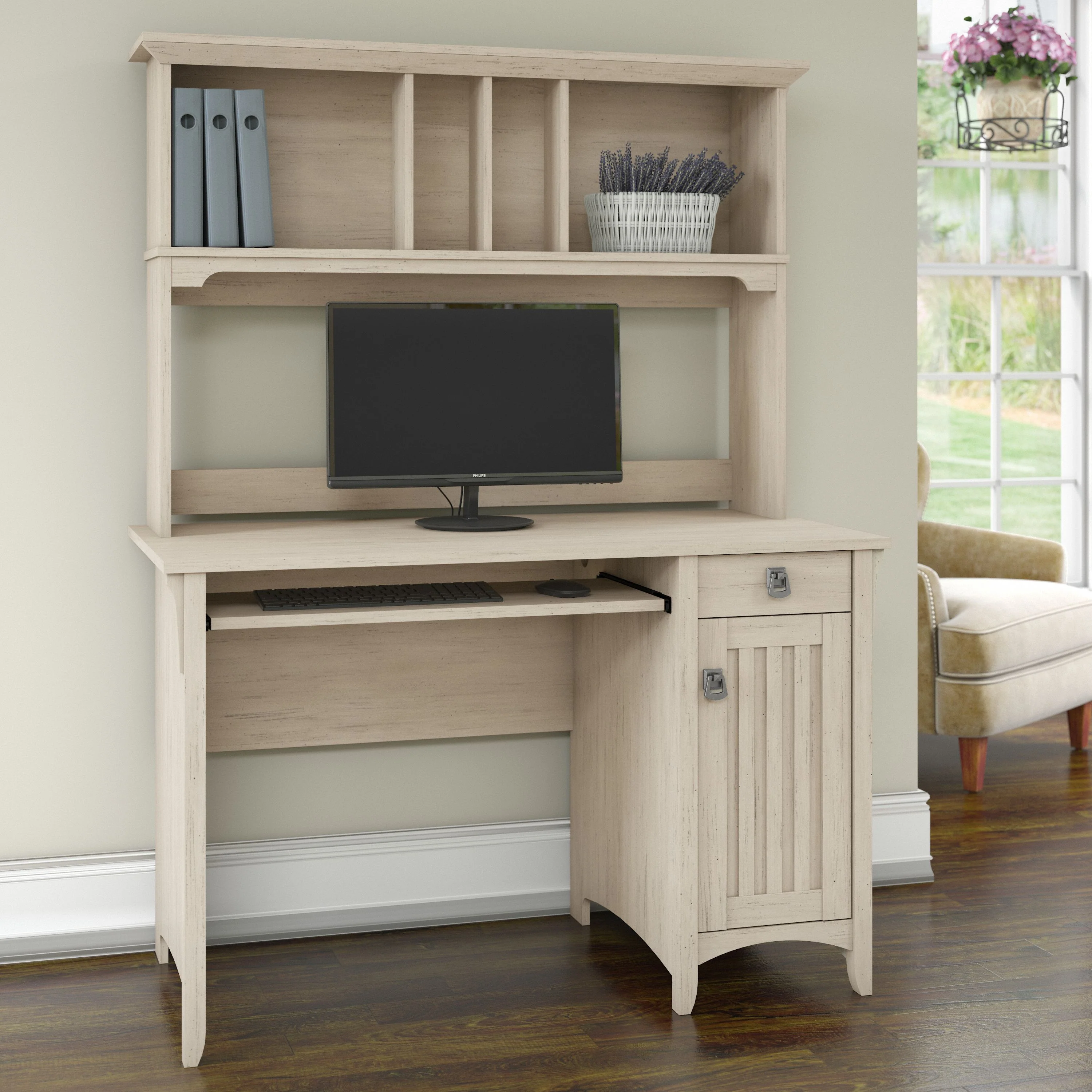Salinas Small Computer Desk with Hutch