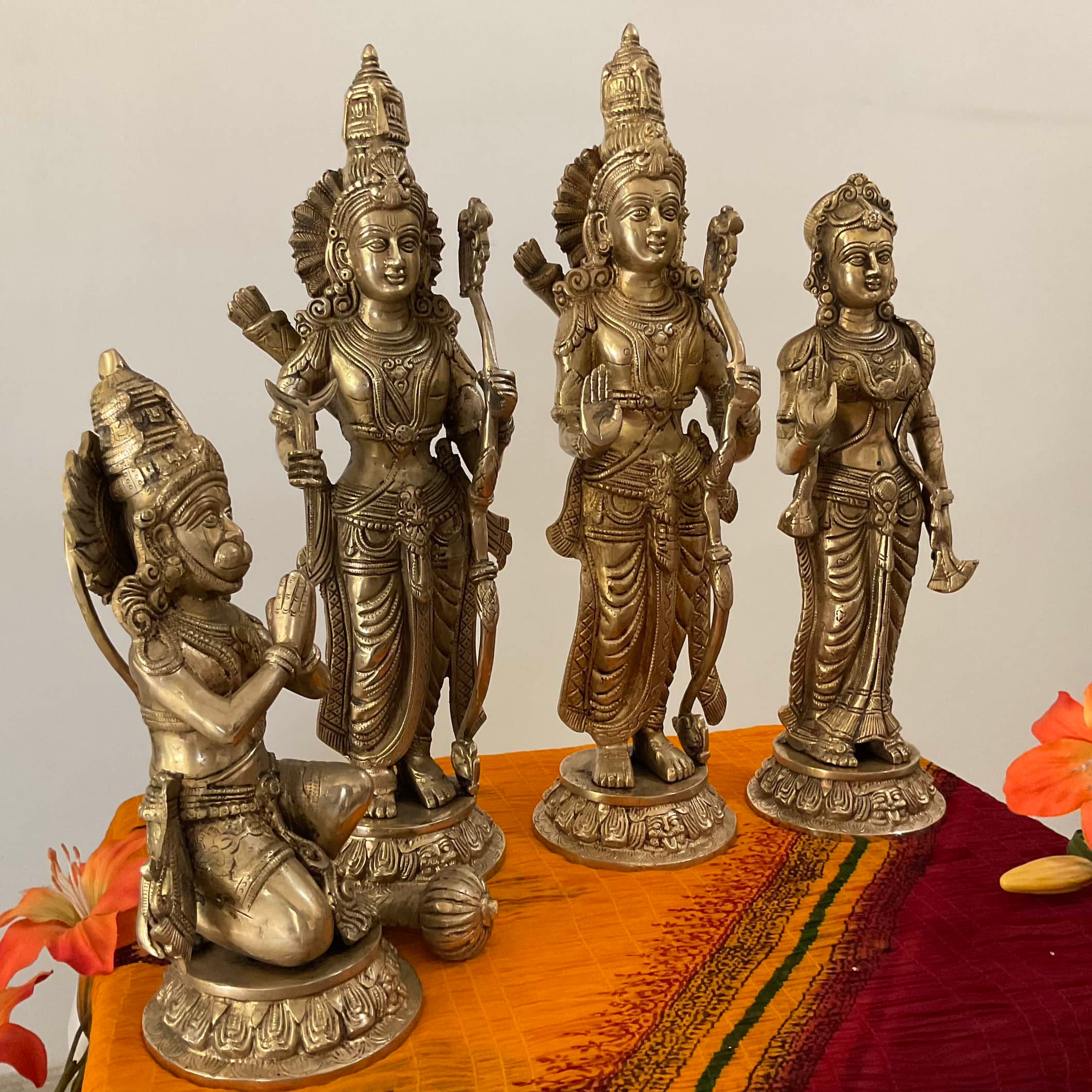 20 Inch Ram Darbar Brass Idol - Statue For Home Pooja And Decor