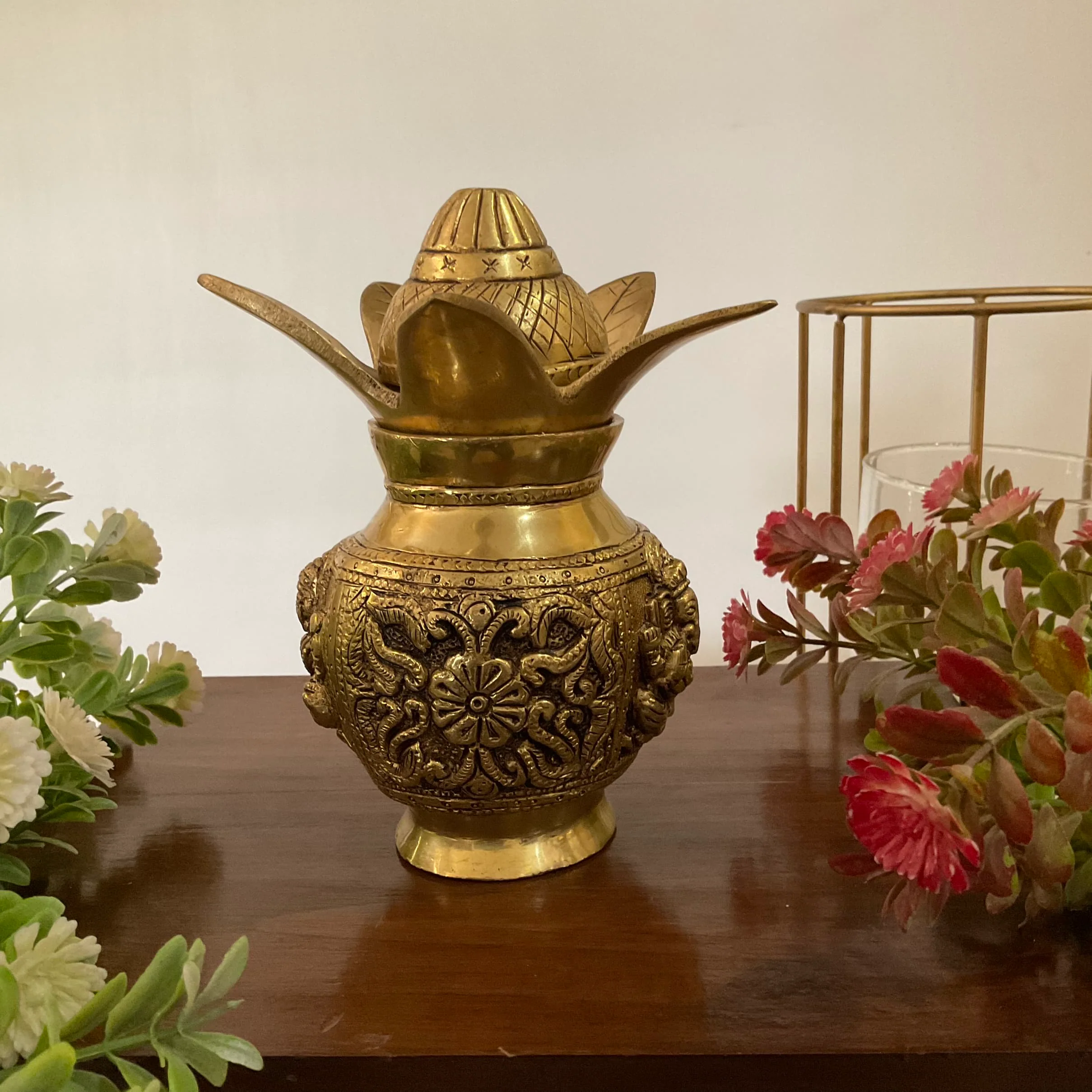 Lakshmi Ganesha Brass Kalash With Coconut For Pooja