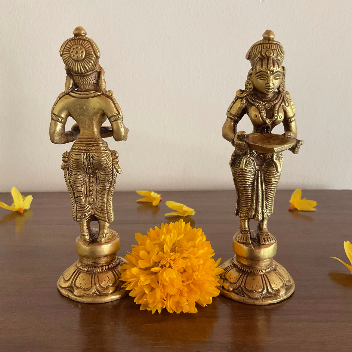 Deep Lakshmi - Handmade Brass lamp - Decorative