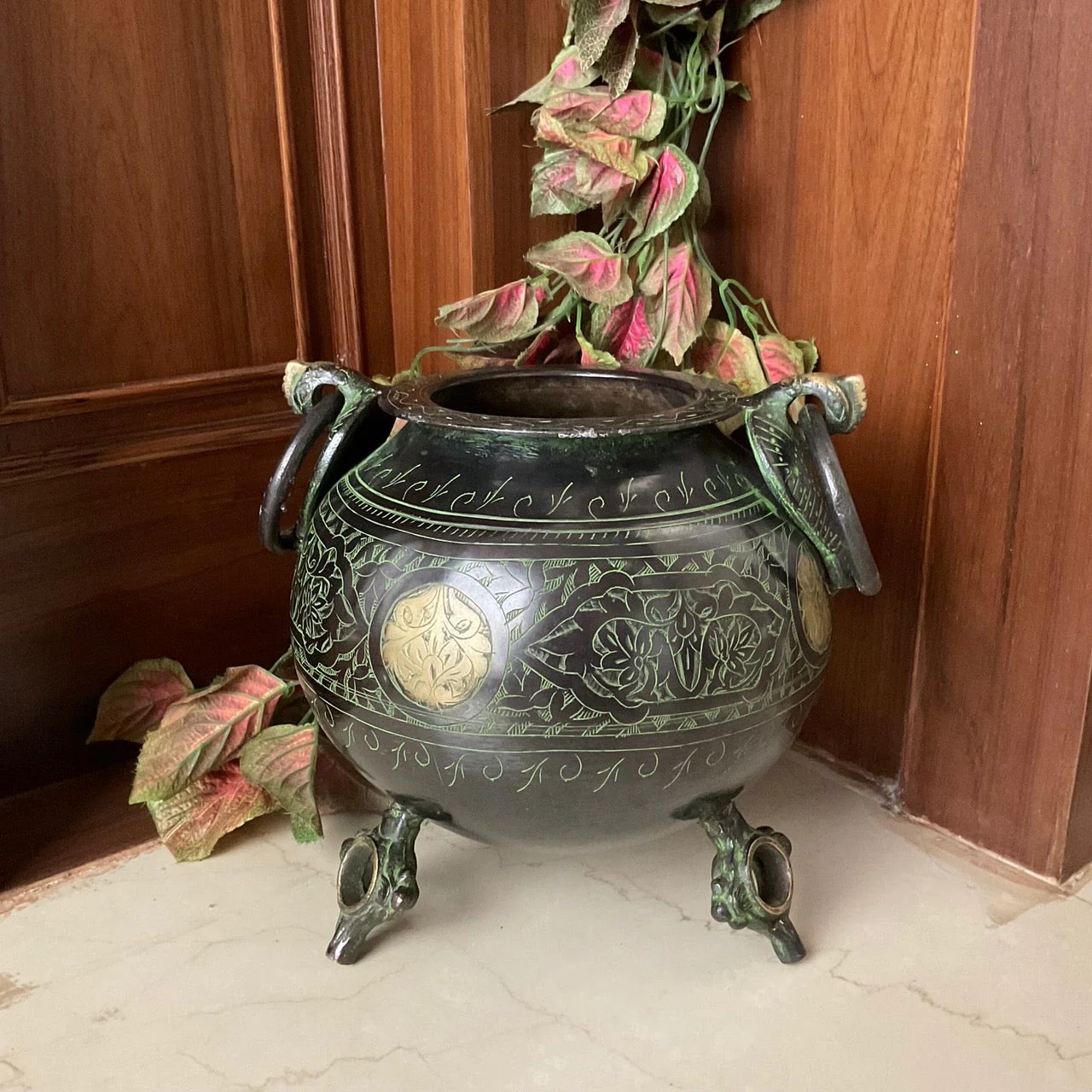 Decorative Brass Planter - Green Sand Finish - Home Decor