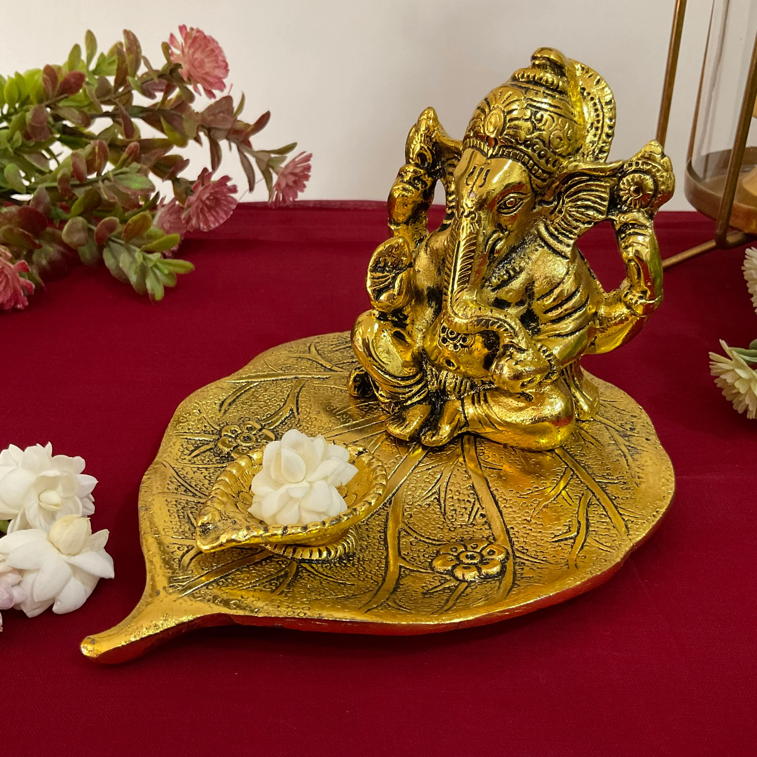 Appu Ganesha Aluminium Idol Diya