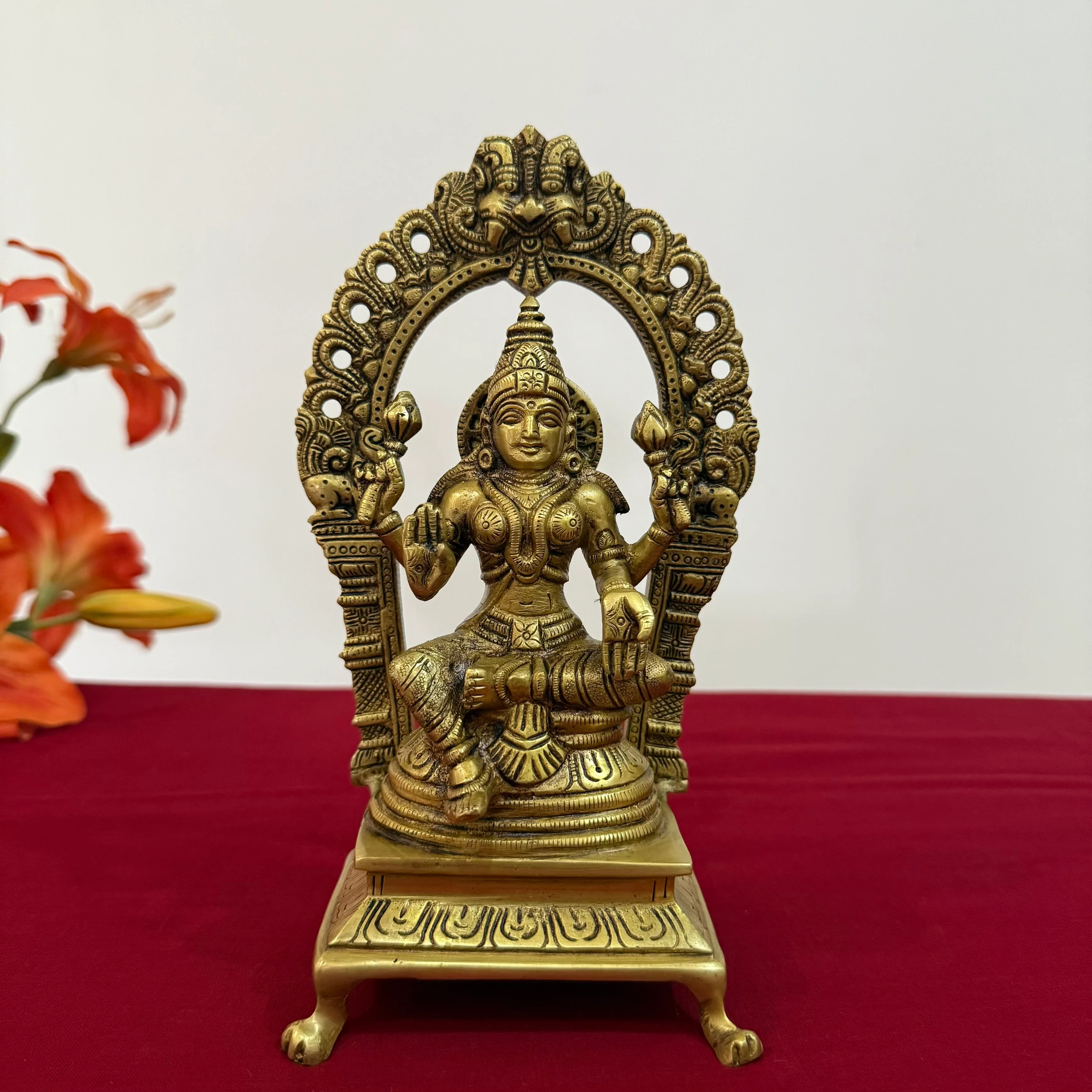 Goddess Laxmi Brass Idol - Decorative Lakshmi Statue For Home Decor and Pooja