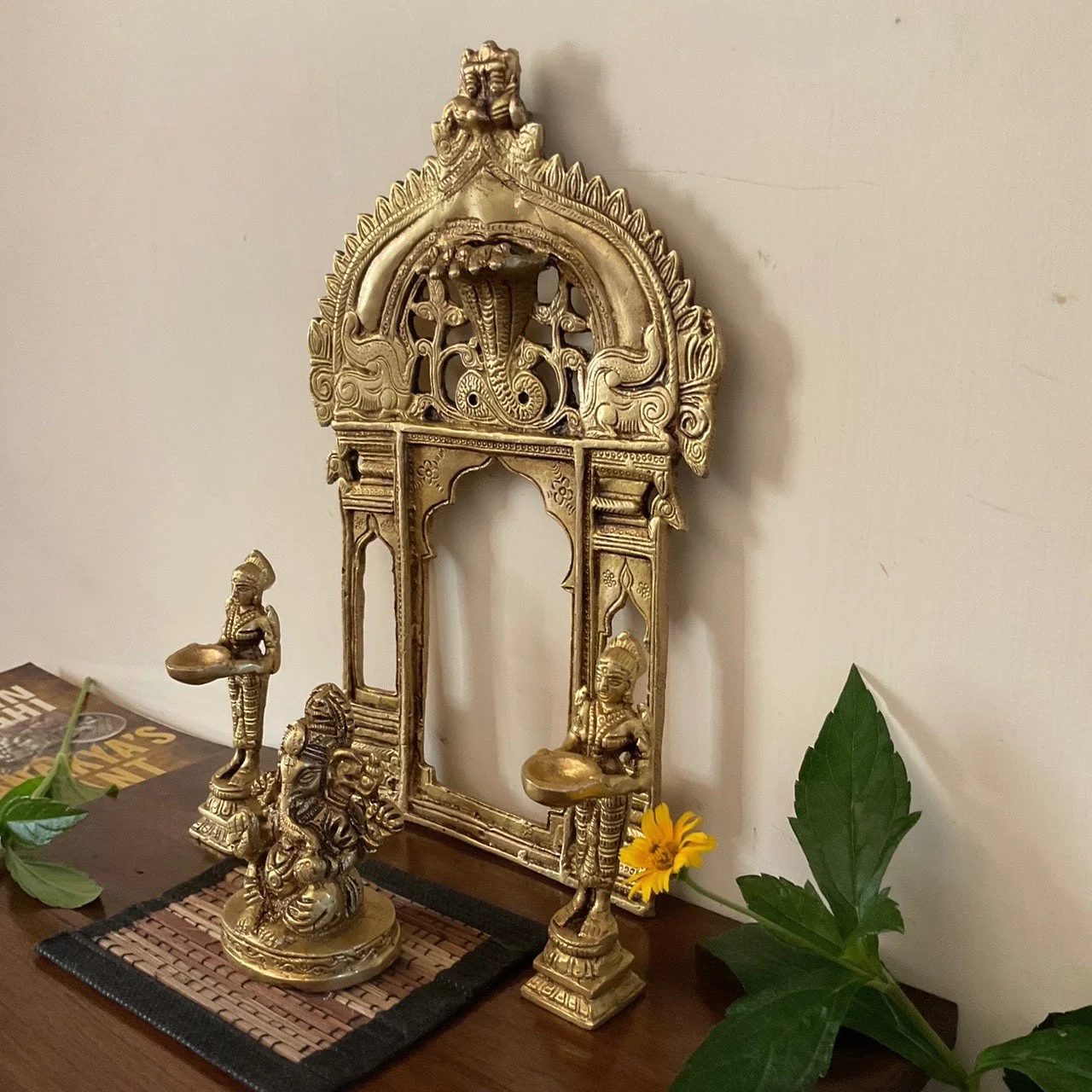Ganesh Brass Idol, Deep Lakshmi & Prabhavali Set
