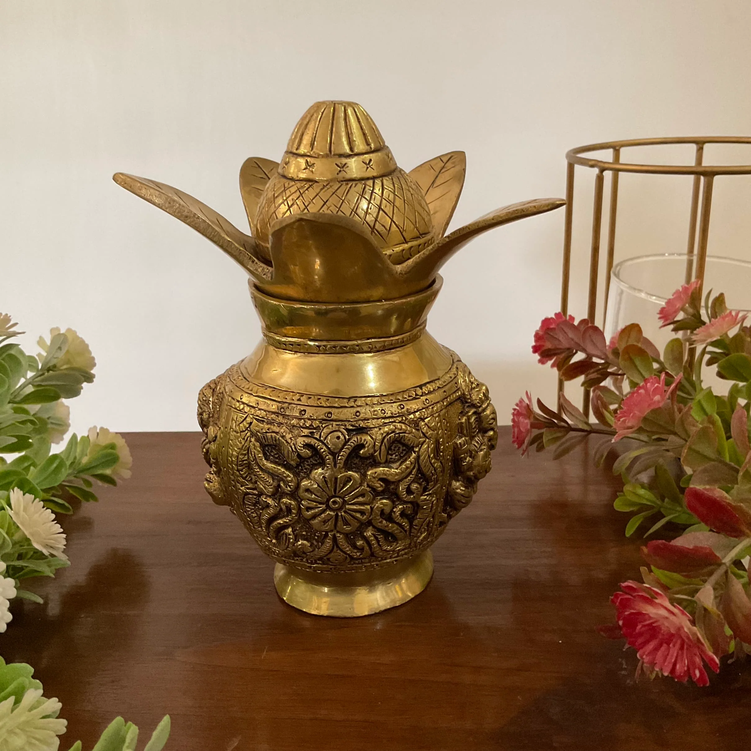 Lakshmi Ganesha Brass Kalash With Coconut For Pooja