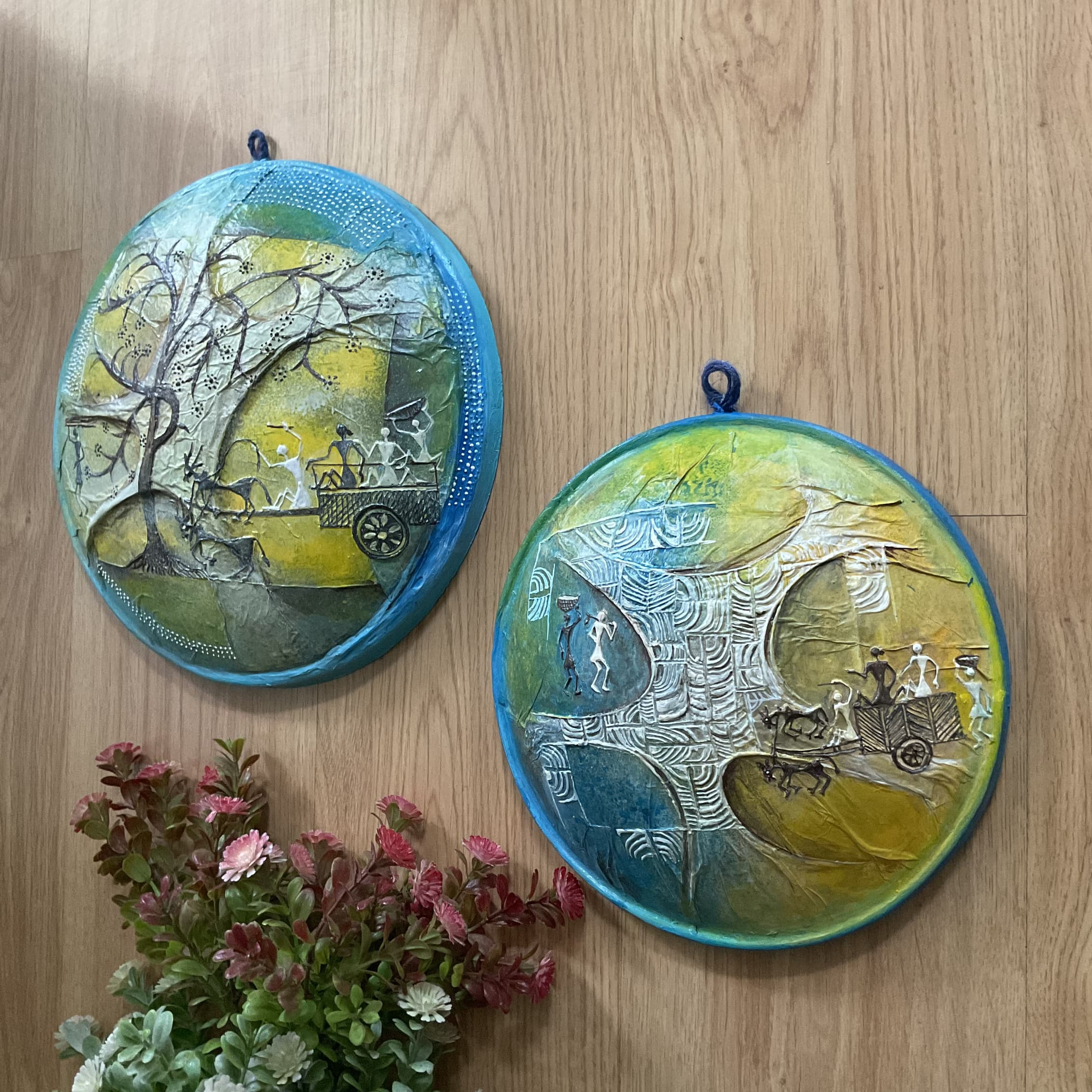 Worli Art Handmade 3D Embossed Round Frame