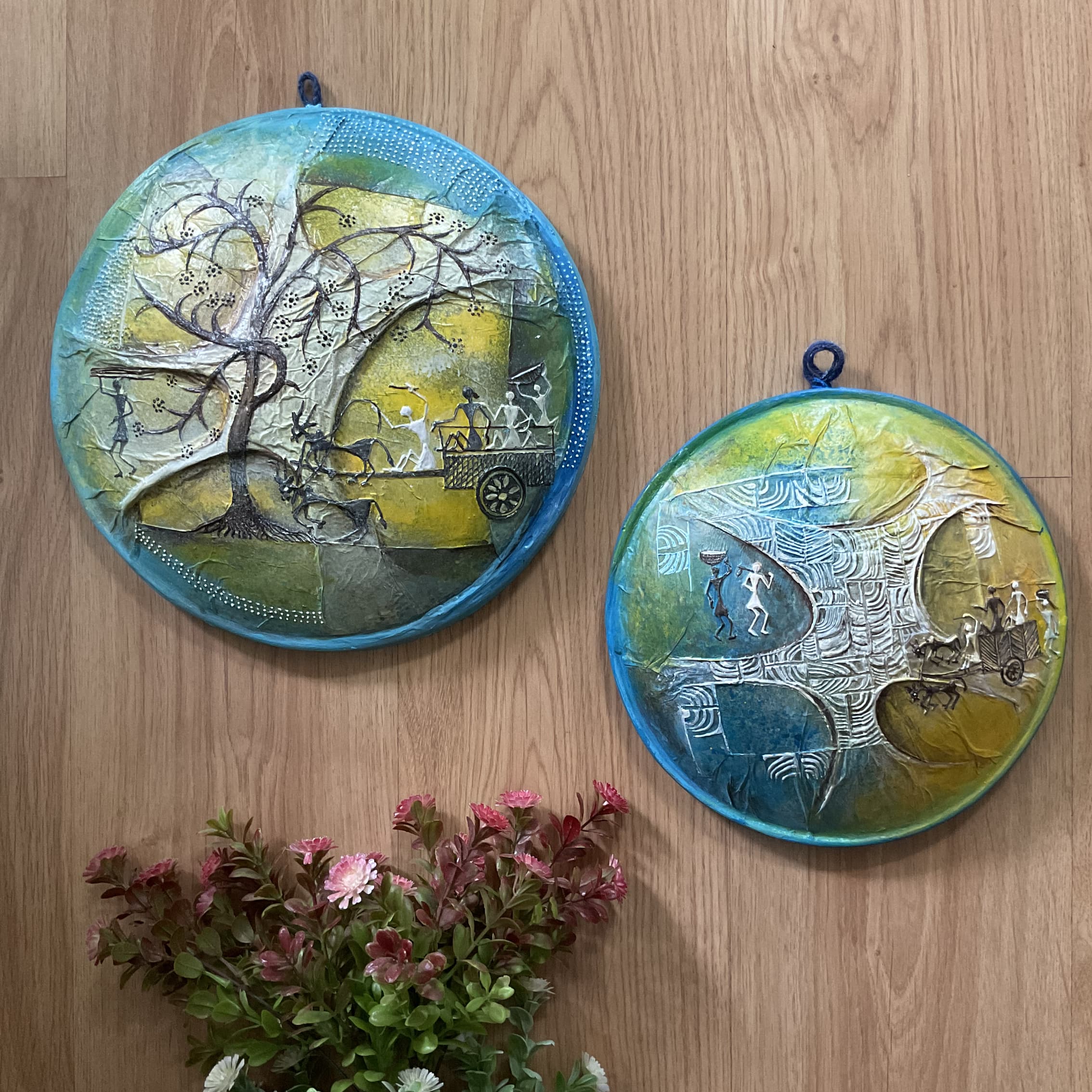 Worli Art Handmade 3D Embossed Round Frame