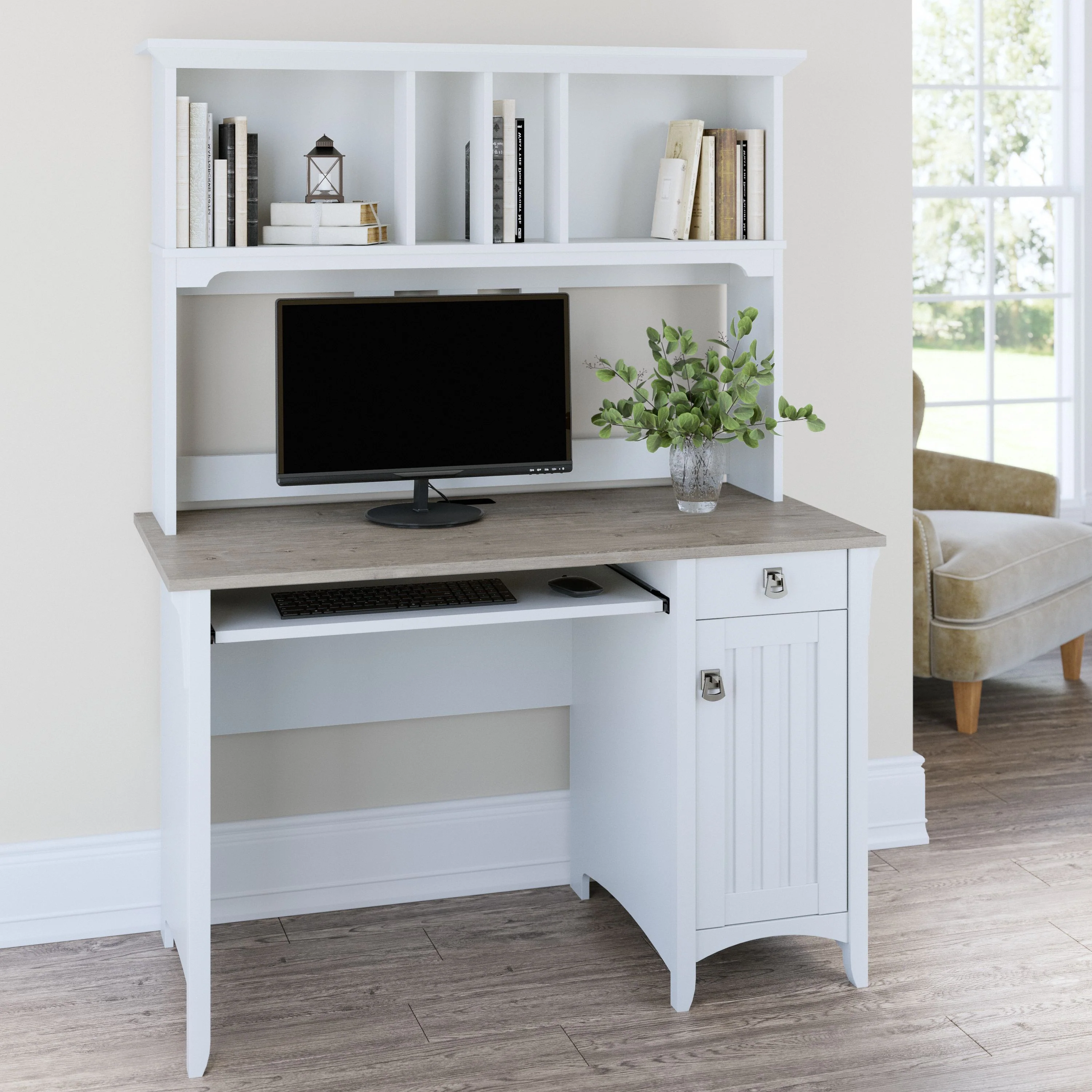 Salinas Small Computer Desk with Hutch