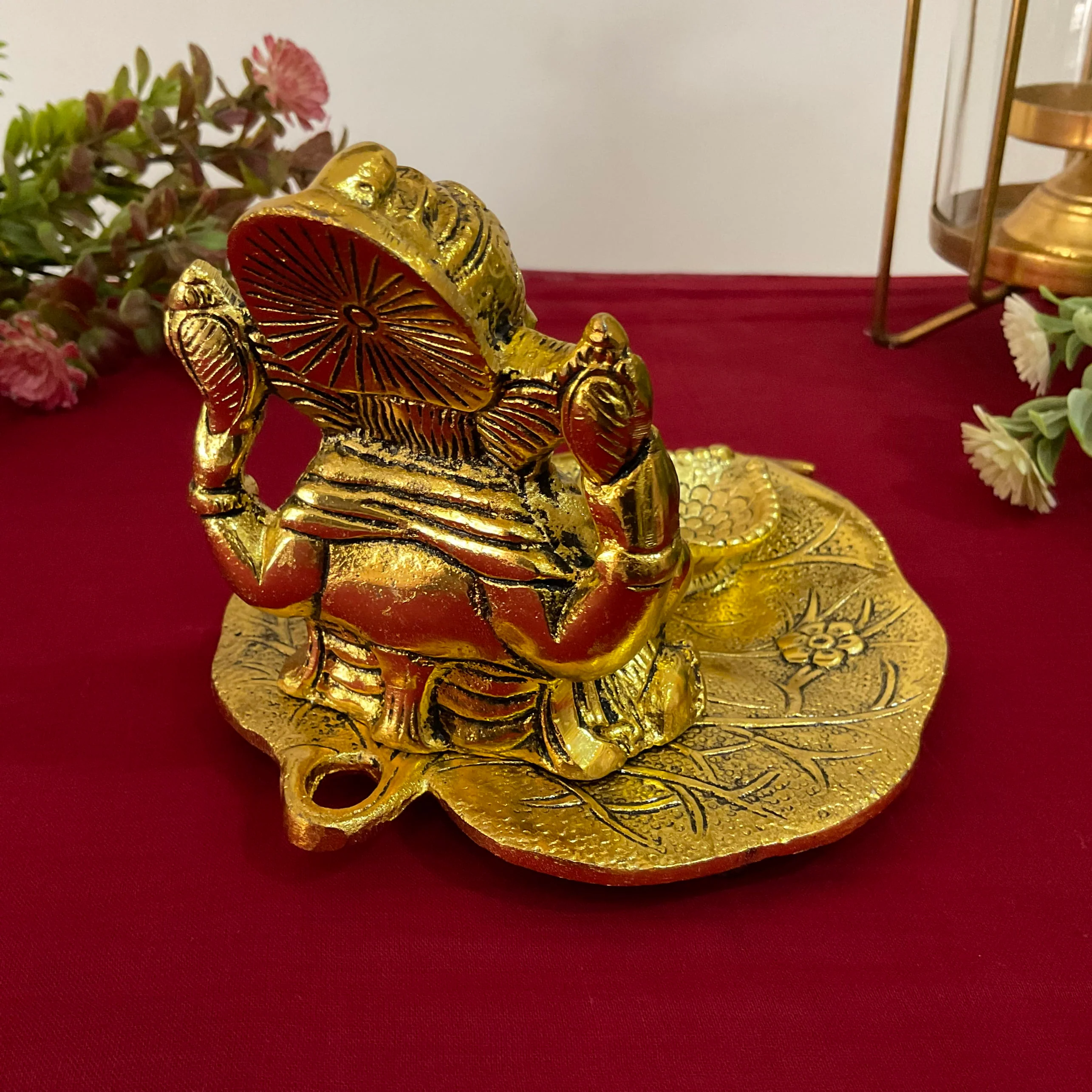 Appu Ganesha Aluminium Idol Diya